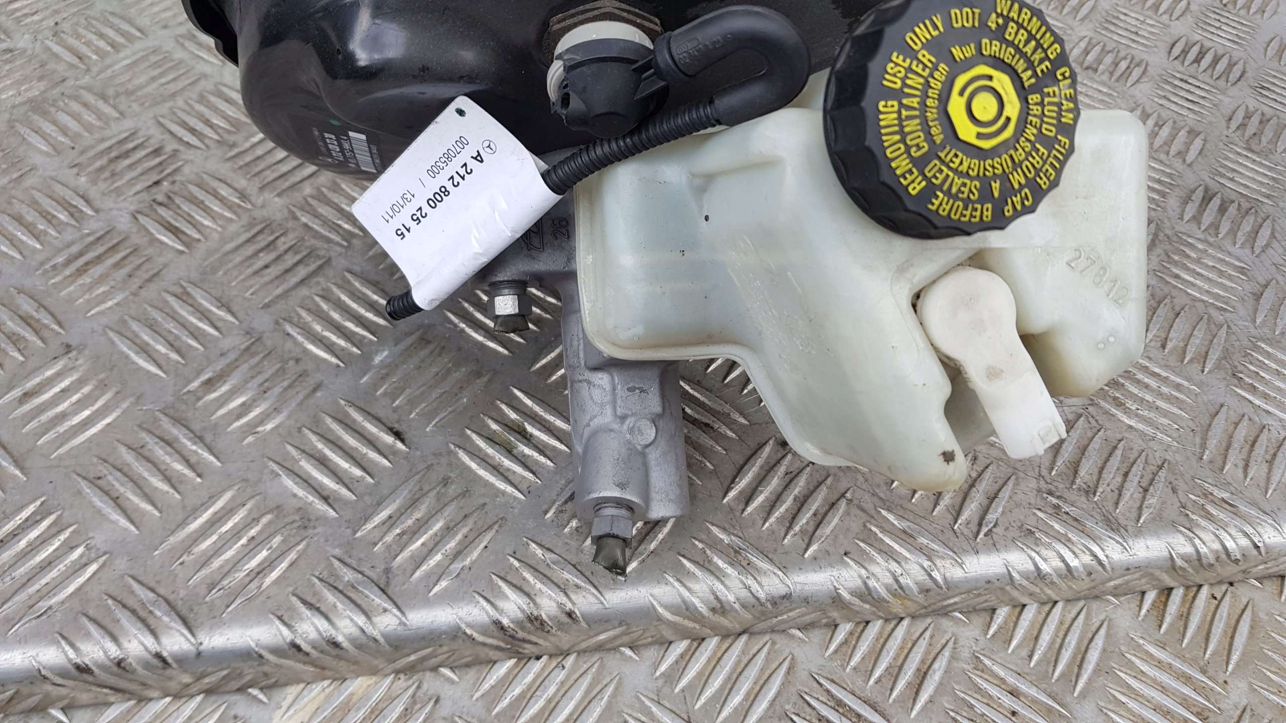 MERCEDES W212 2.2 CDI servo Servofreno serbatoio A2124303330