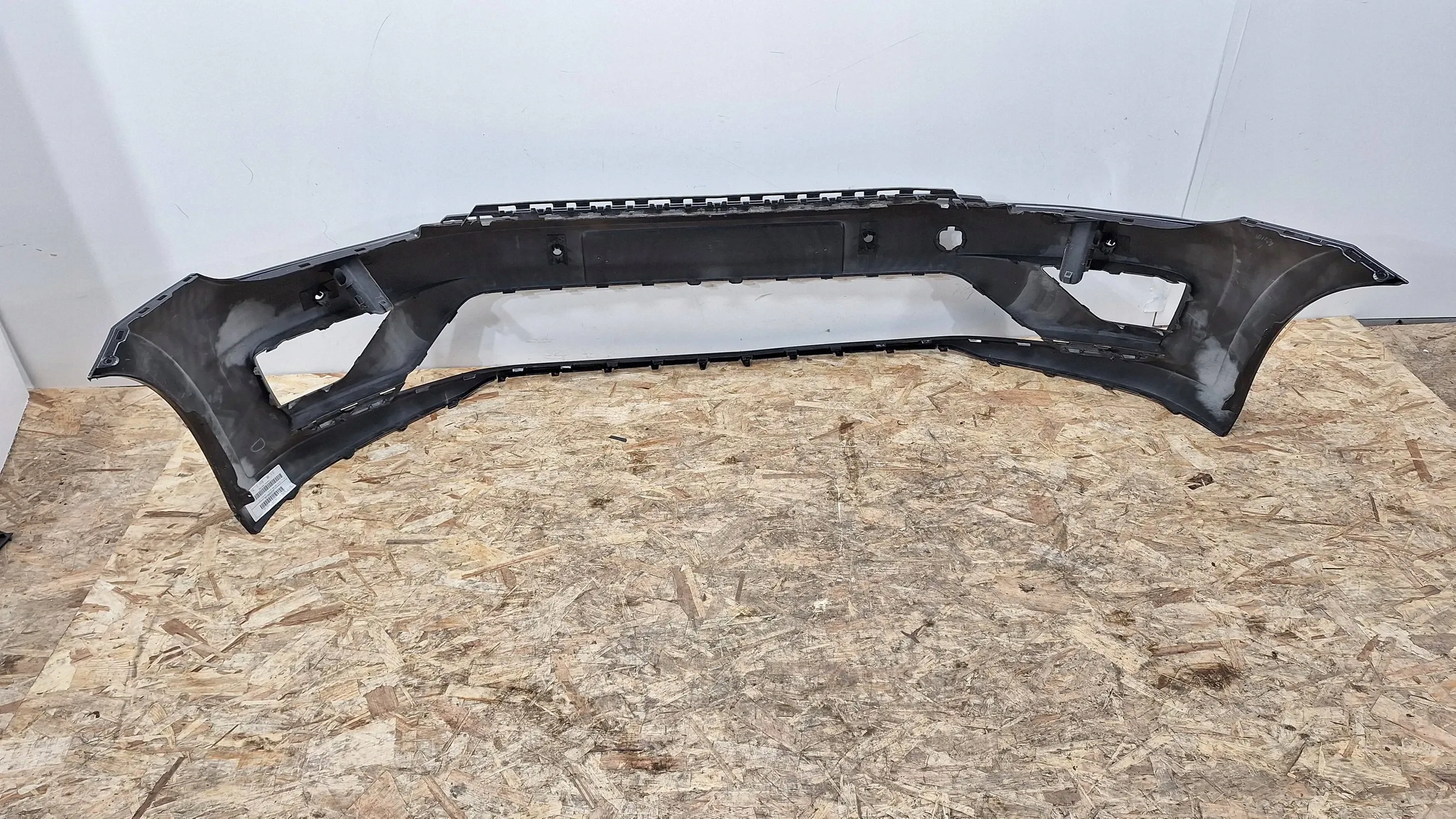 bumper front 510807221F Vw Sportsvan 14