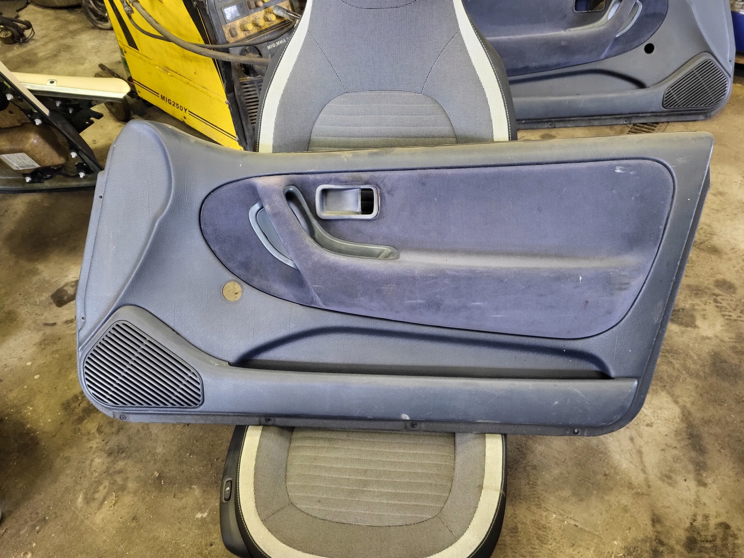 NISSAN 100 NX 100NX side door right front