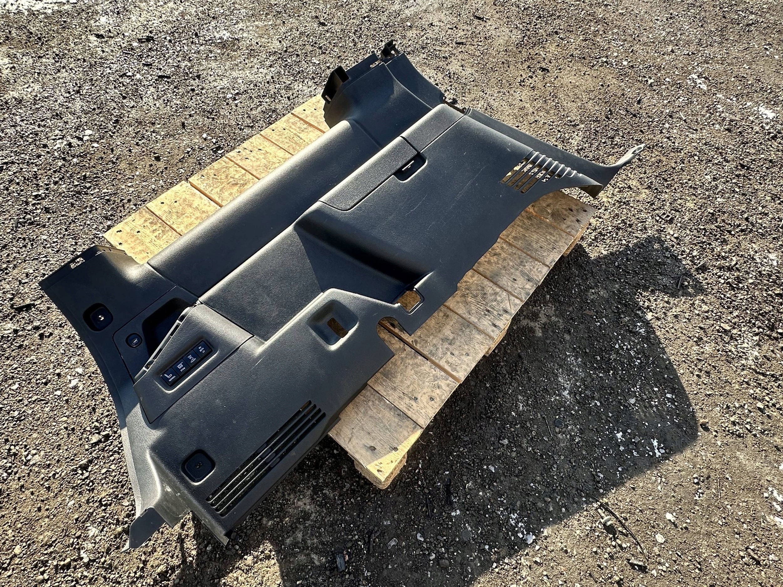 side upholstery side boot rear part rear. left Ford Flex 2013+