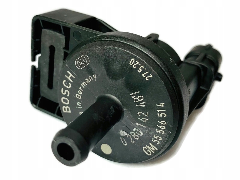 ZAWÓR ODPOWIETRZENIA .ZBIORNIKA PALIWA OPEL CORSA D 1.0,1.2,1.4 ORYGINAŁ