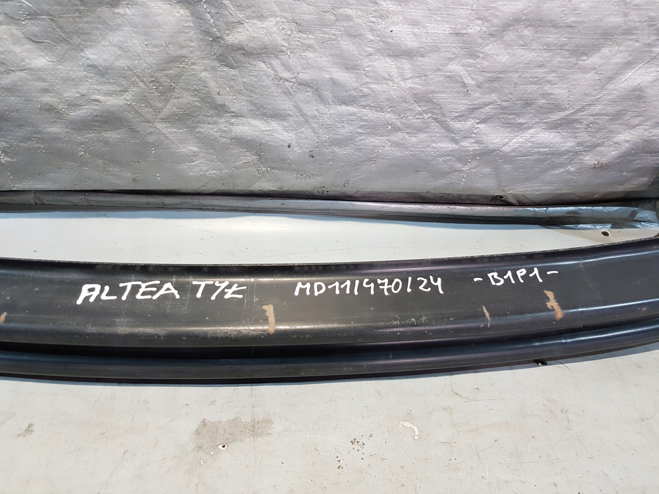 bumper support rear part SEAT ALTEA 05r