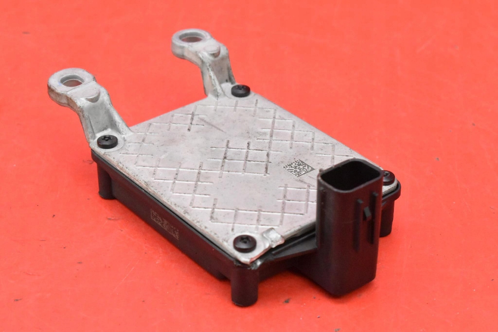 Sensor RADAR DISTRONIC 28438-5FA4A NISSAN MICRA 5 V K14 17-21