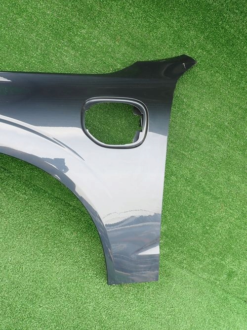 VOLVO XC60 II HYBRID 16- fender left front