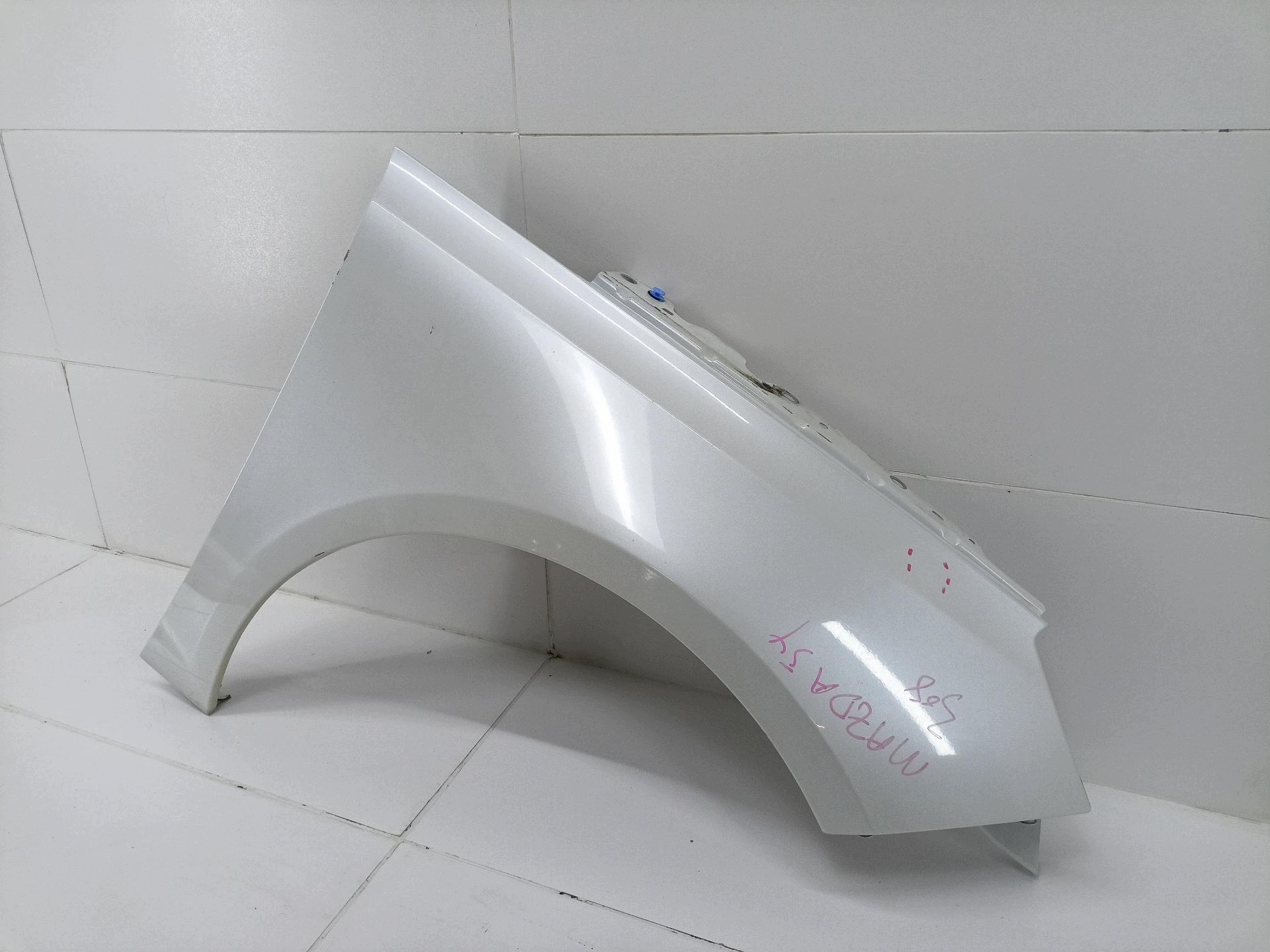 fender front right side Peugeot 308 2 2015