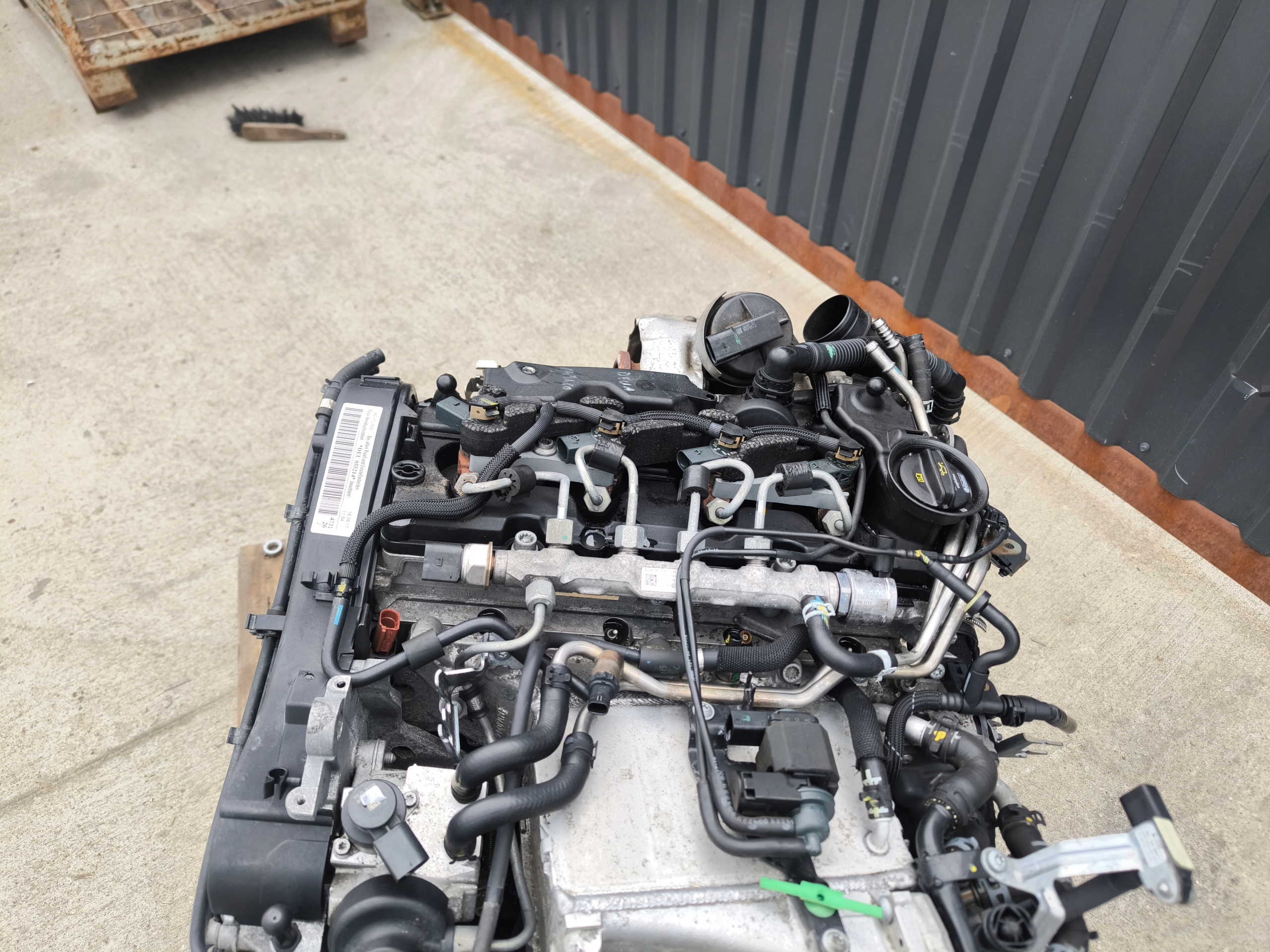 engine complete AUDI A4 B9 A5 Q5 A6 2.0 TDI DEU DEUA 149460 KM original !!
