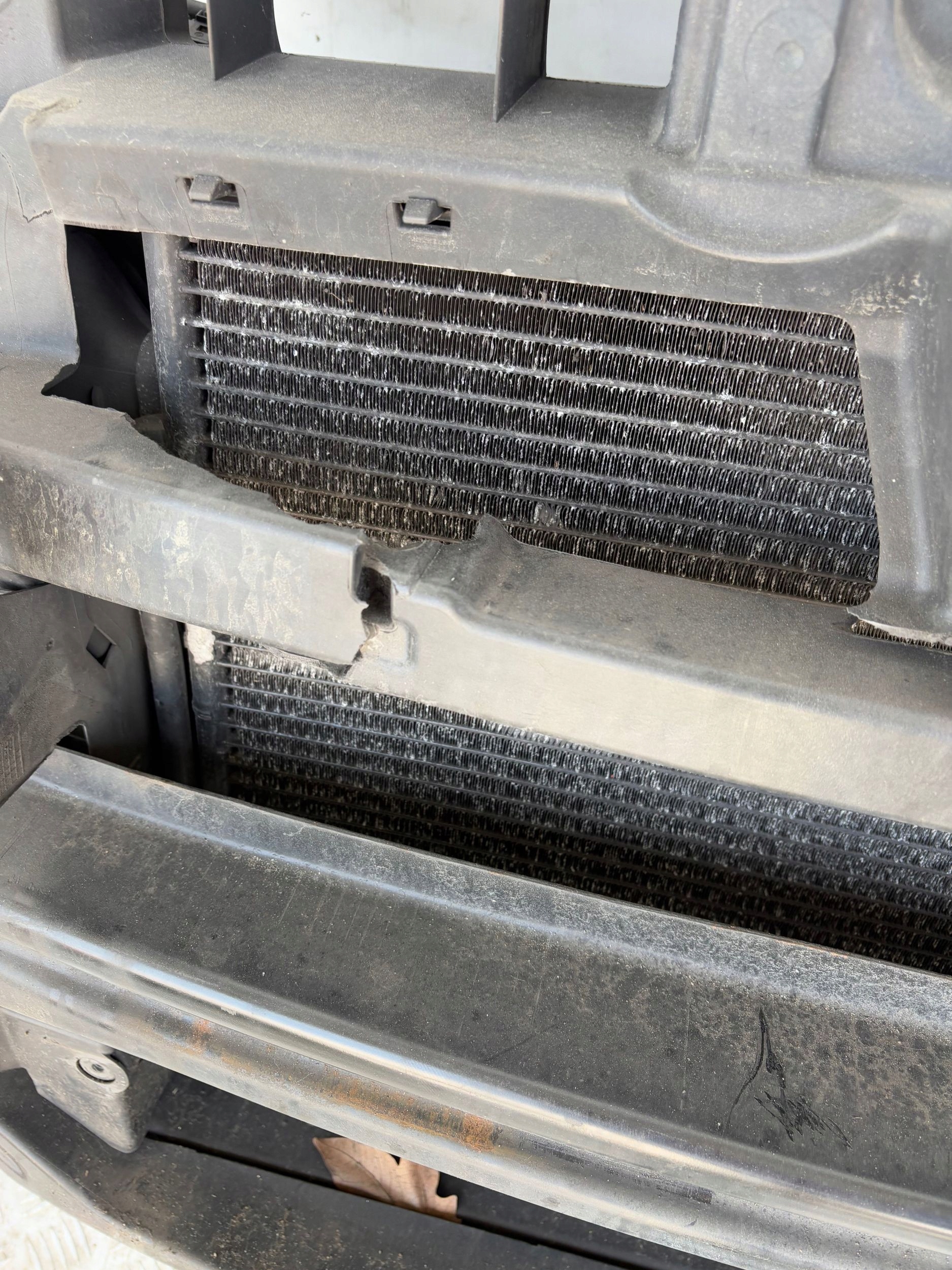 support panel for radiators radiator VW TOURAN and 2.0 TDI 03