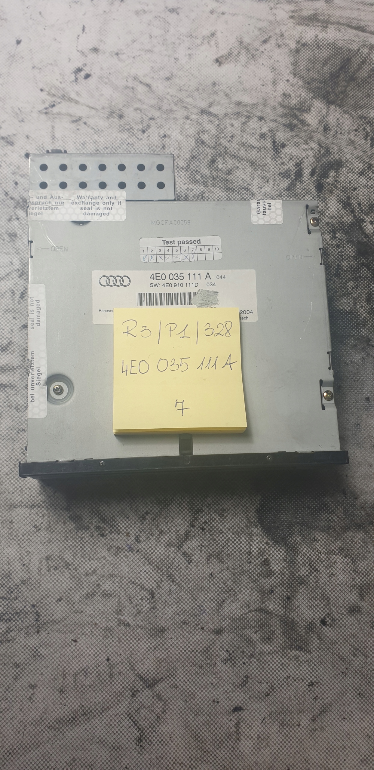 ZMIENIARKA PŁYT CD 4E0035111A AUDI A6 C6