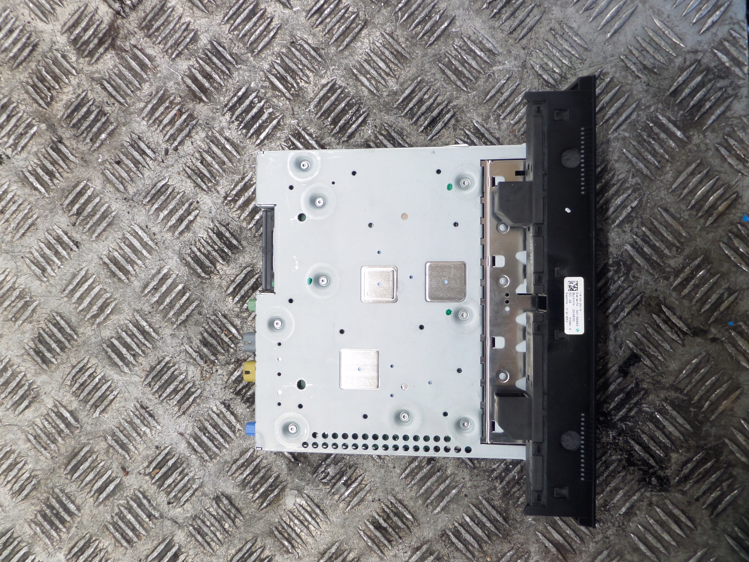 A5 A4 B8 Q5 LIFT MULTIMEDIA čtečka MMI 8R2035666H