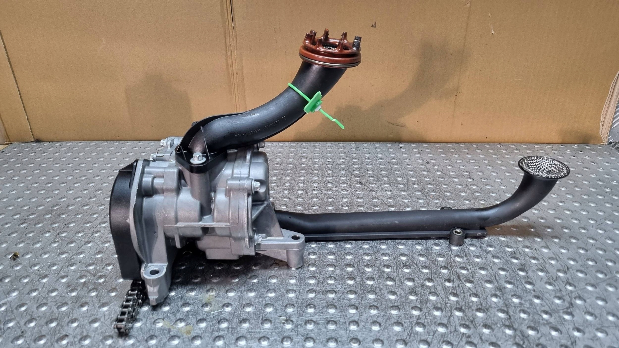 Pompa olio motore 948107010 PORSCHE CAYENNE e 4.5 V8
