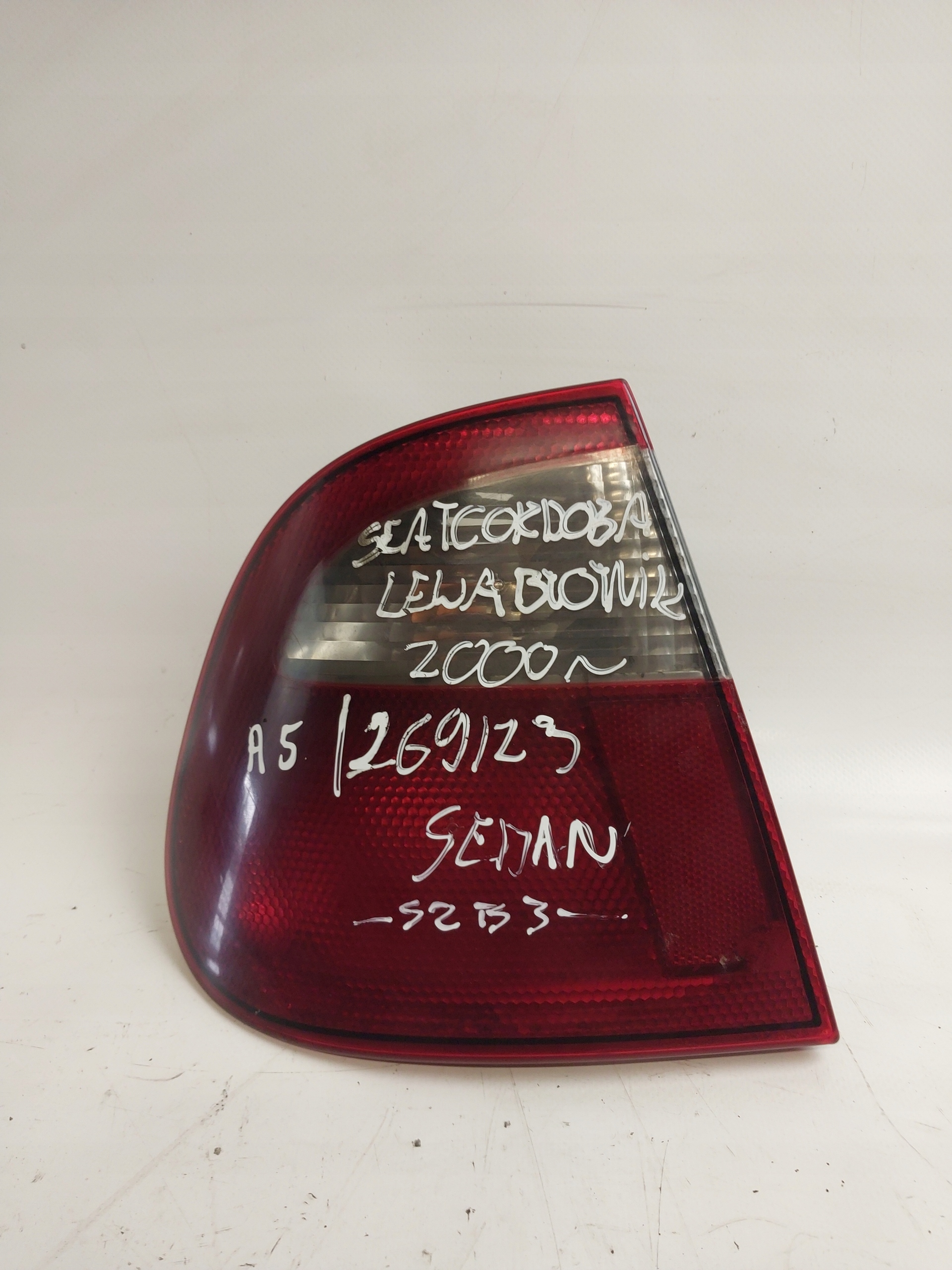 SEAT CORDOBA and FL light left rear part