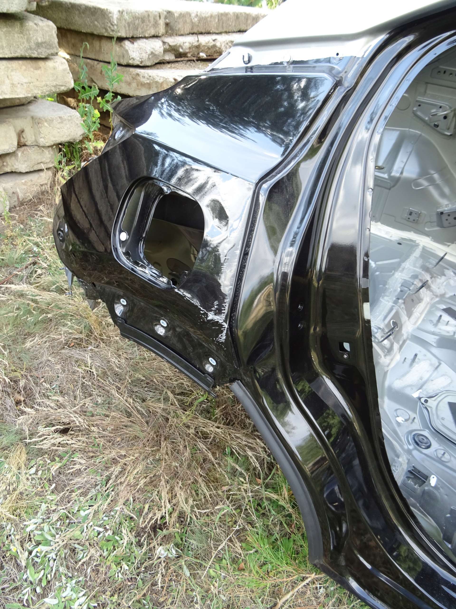 JUKE II 2 F16 BŁOTNIK PRAWY TYŁ ĆWIARTKA XDZ 2019- Typ samochodu Samochody osobowe