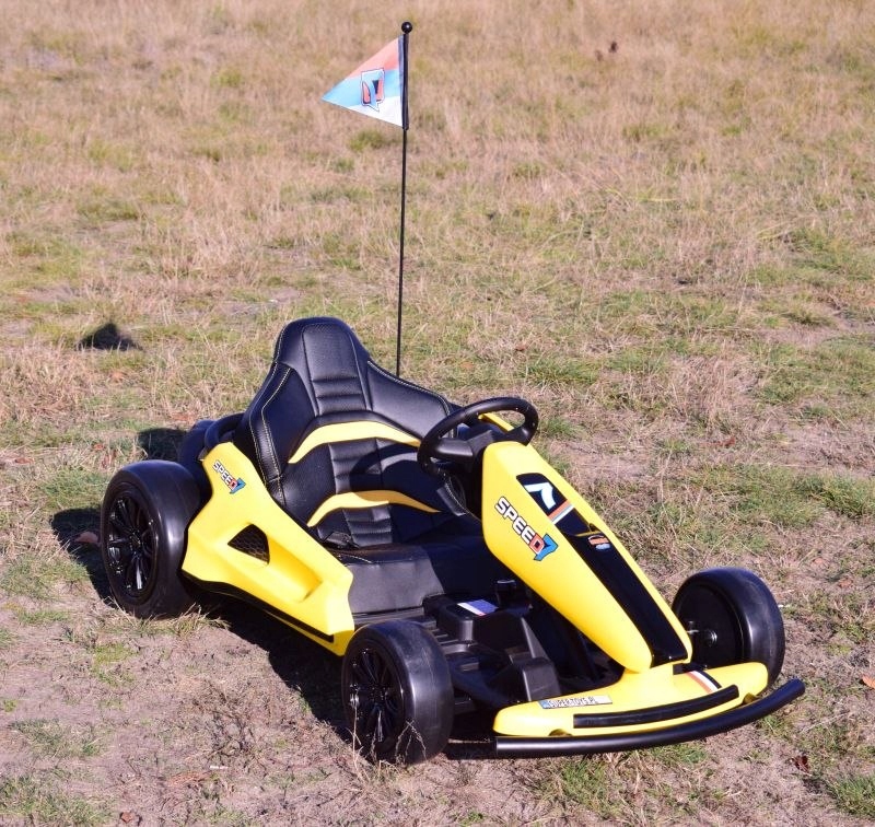 Gokart elektryczny Costway Wiek dziecka 4 lata +