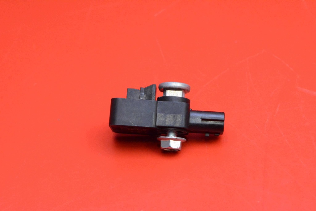 impact sensor door right front 988330738R RENAULT LATITUDE 1 and 10-14