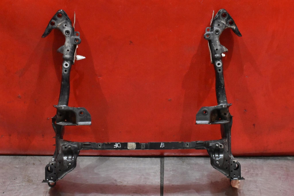 axle beam sider subframe front AUDI A8 D4 4.2 FSI 372 KM LONG QUATTRO 10-14