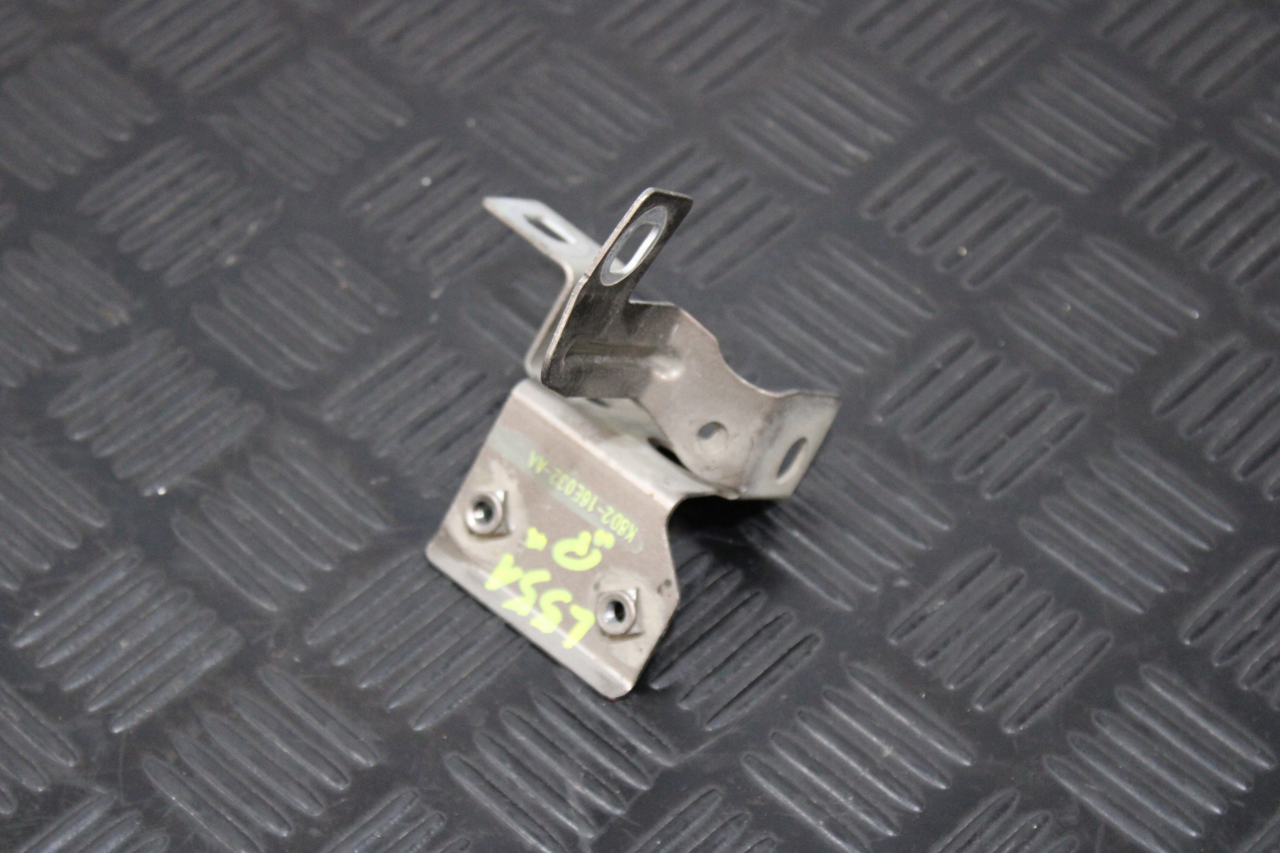 Support plaque Aile Droit Console K8D2-16E032-AA LAND ROVER EVOQUE 2 L551