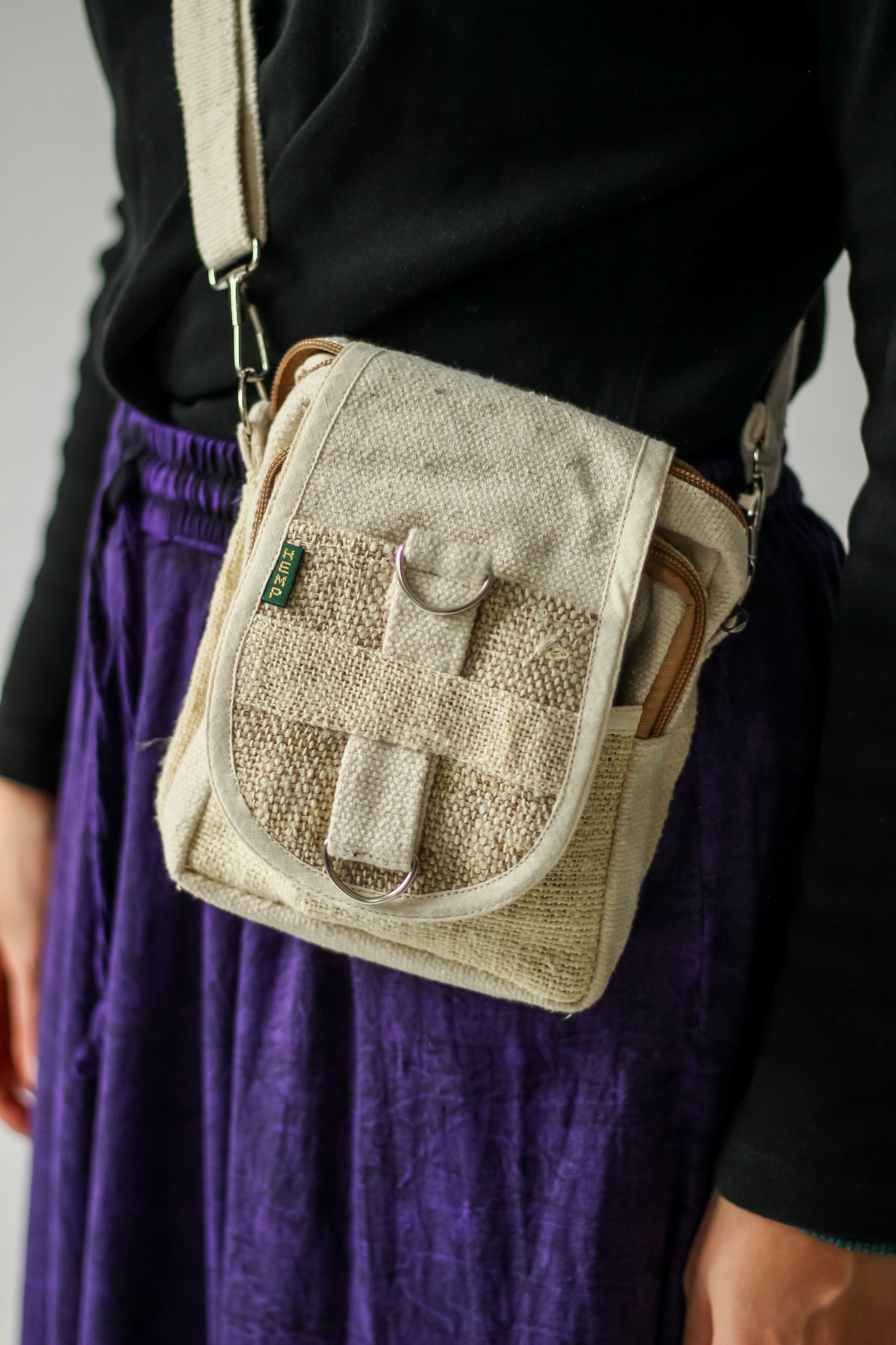 Malá kabelka na fotoaparát kabelka přes rameno z konopí Himalayan Hemp etno boho hippie