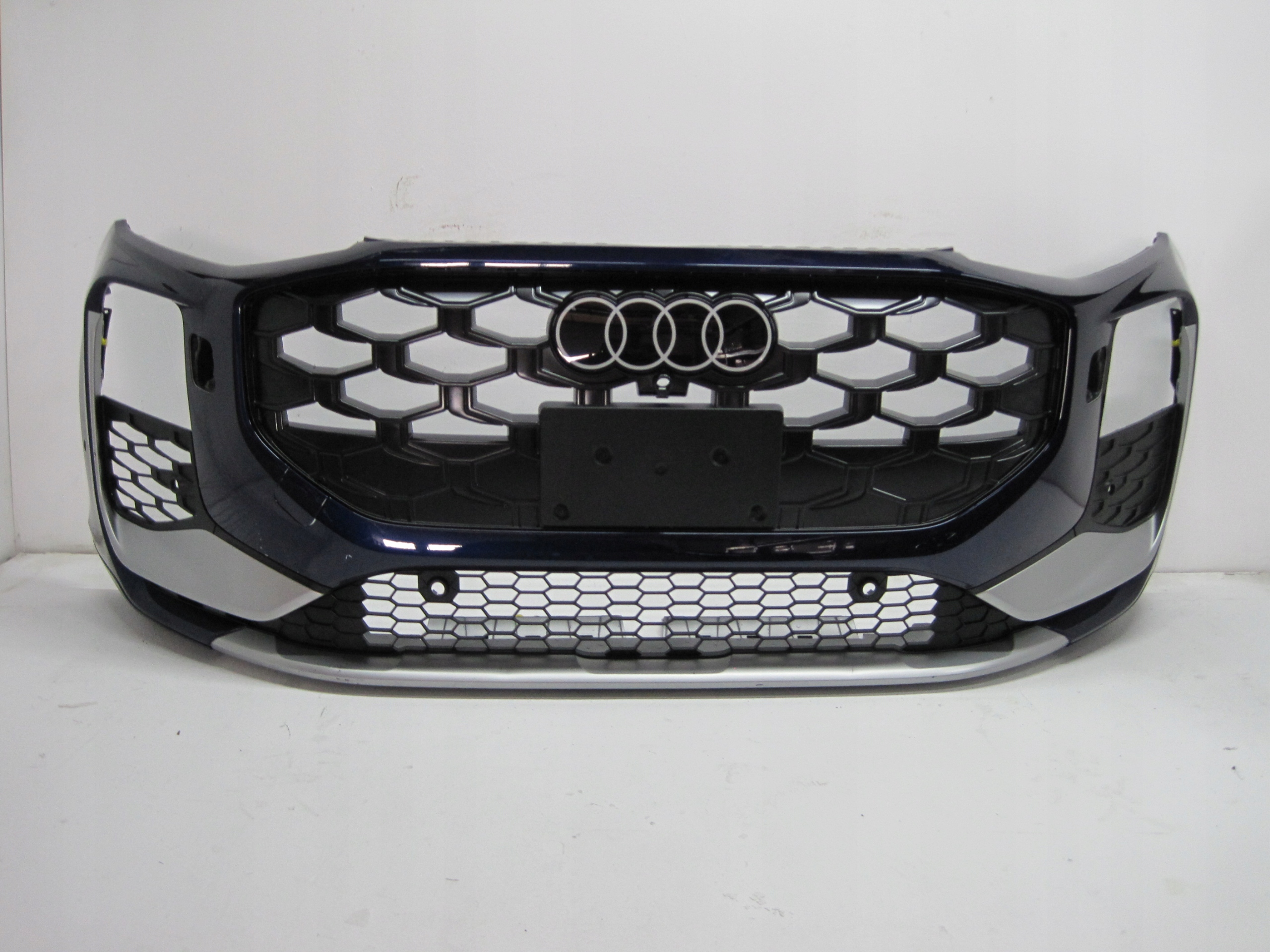 bumper AUDI Q3 83H 25R S-LINE front front