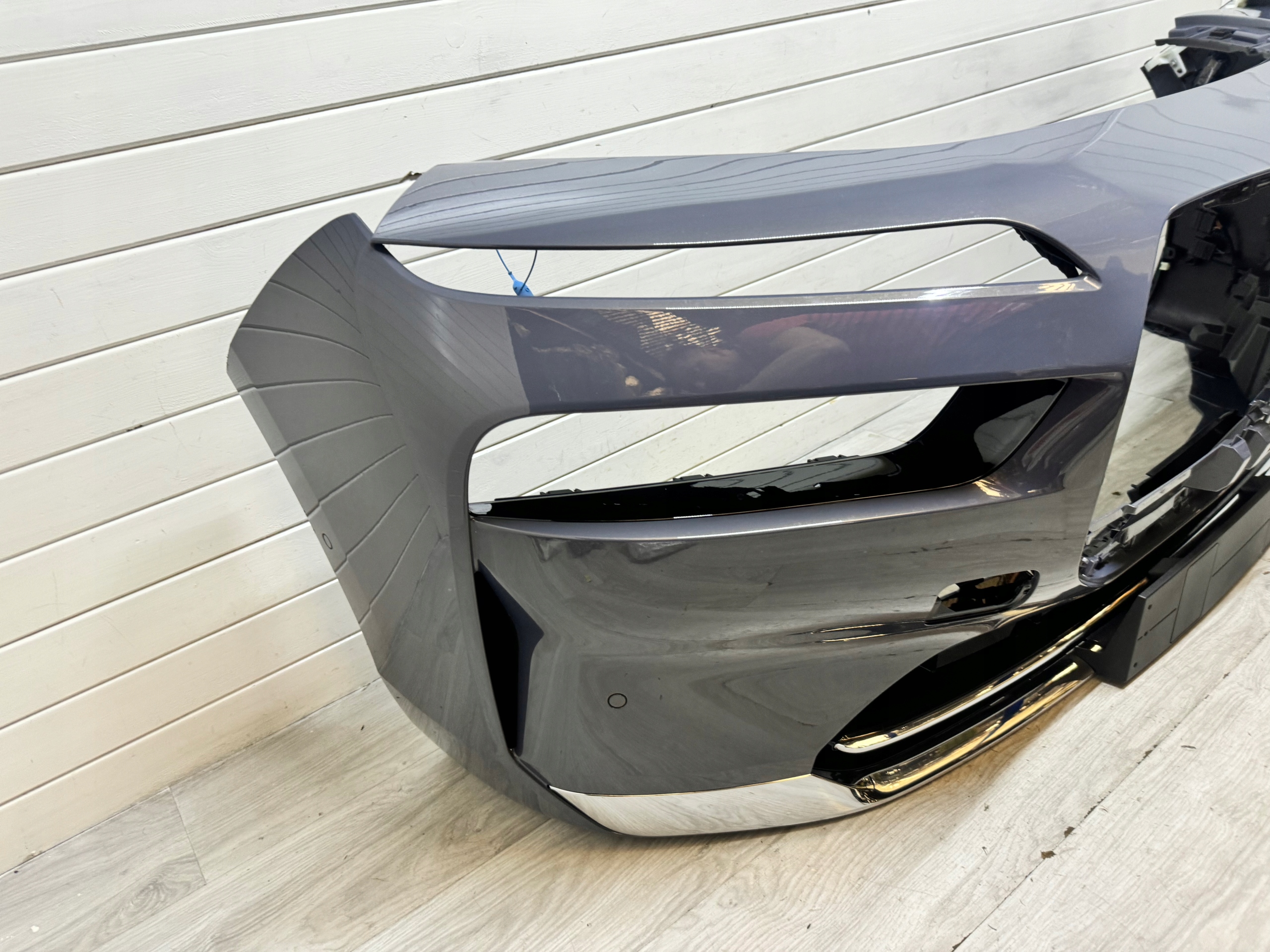 BMW 7 G70 Frontstoßstange vorne komplet CHROM