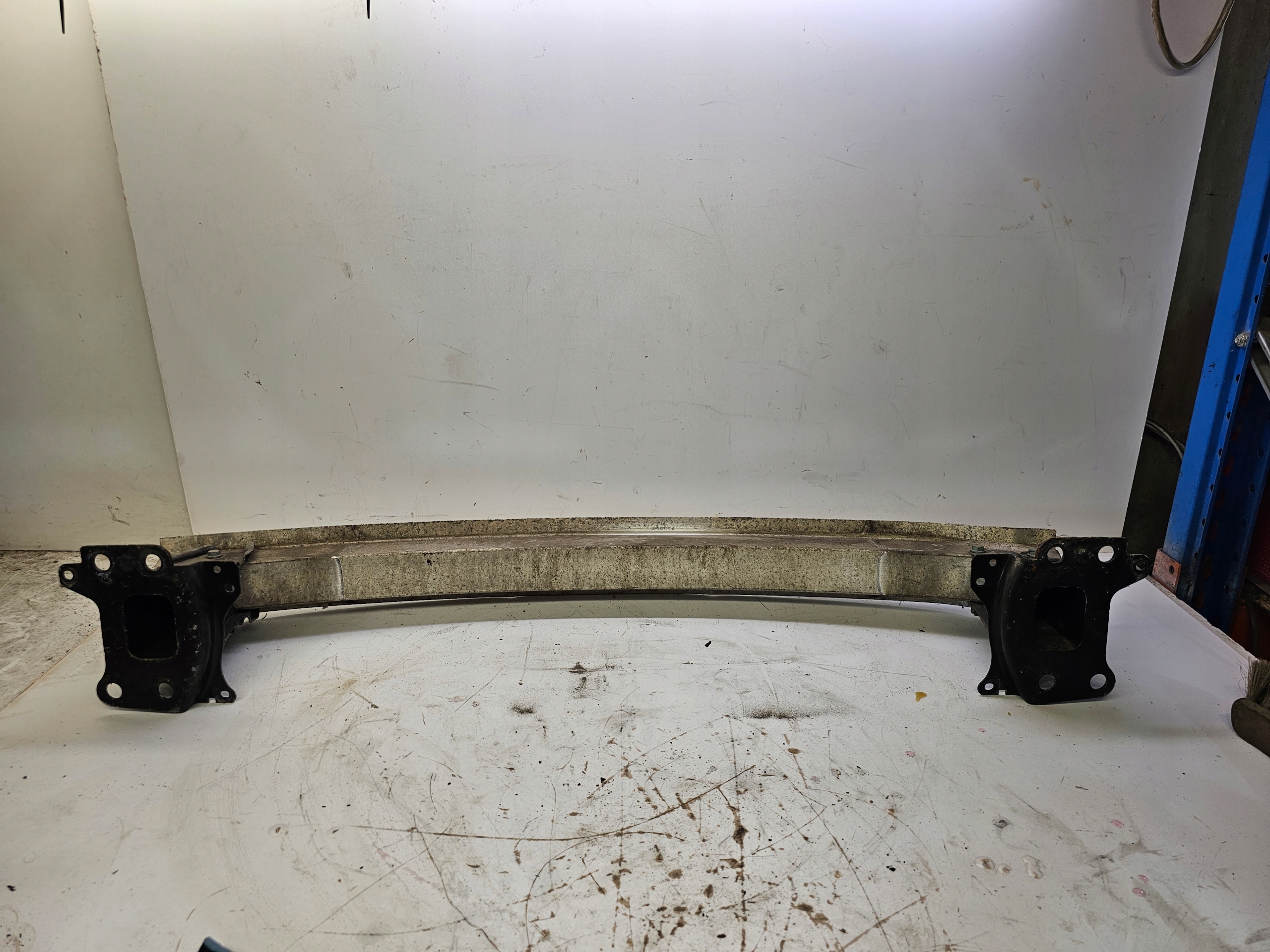 sider below bumper front AUDI A3 8P 8P3807113A