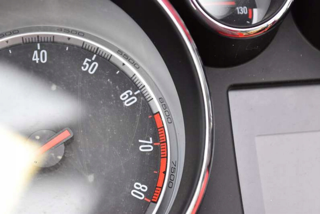 dials dials EU 22956322 OPEL INSIGNIA A 2.0 T 220 KM 08-14