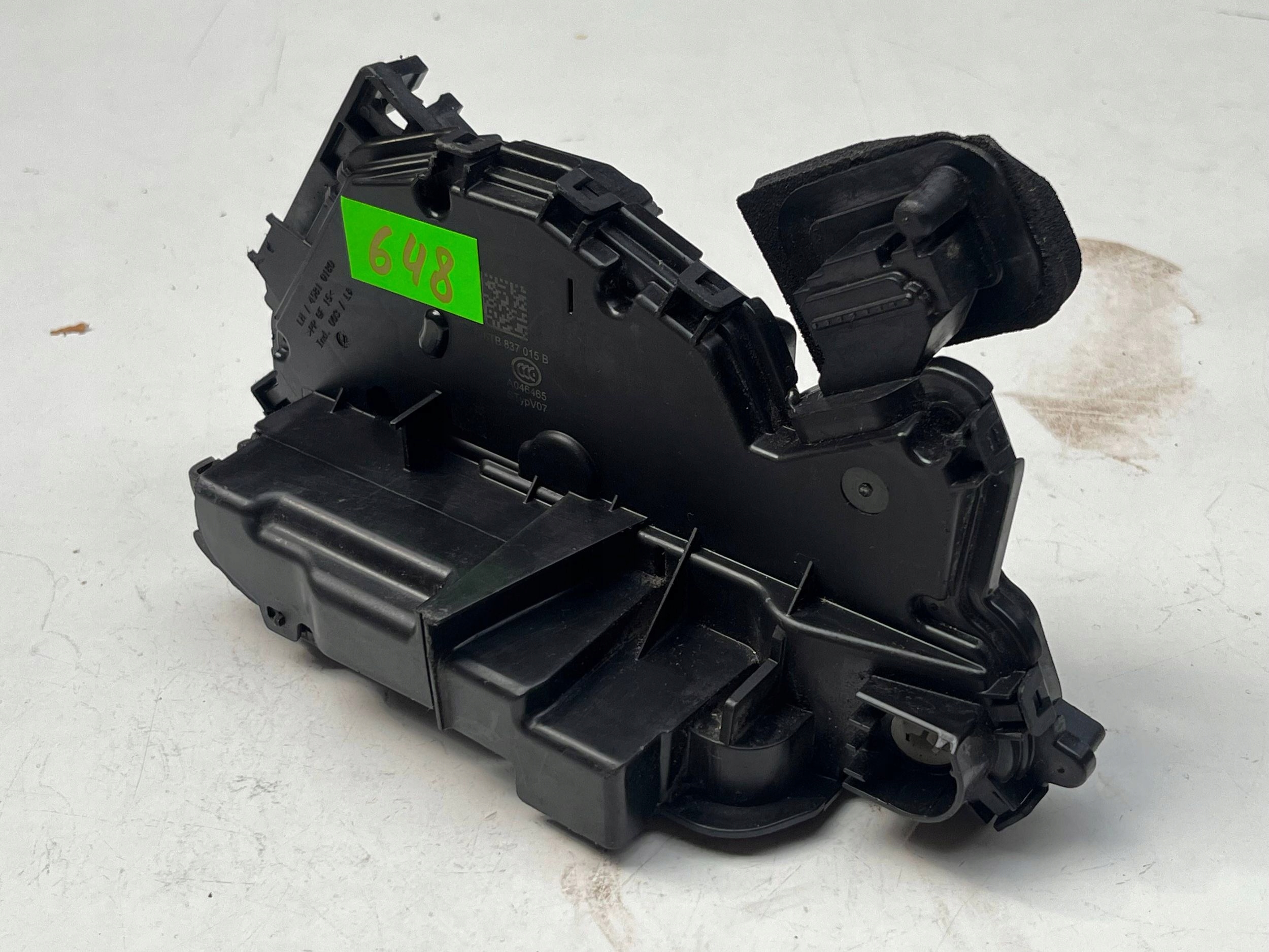 VOLKSWAGEN SEAT SKODA lock door left front 5TB837015B @M