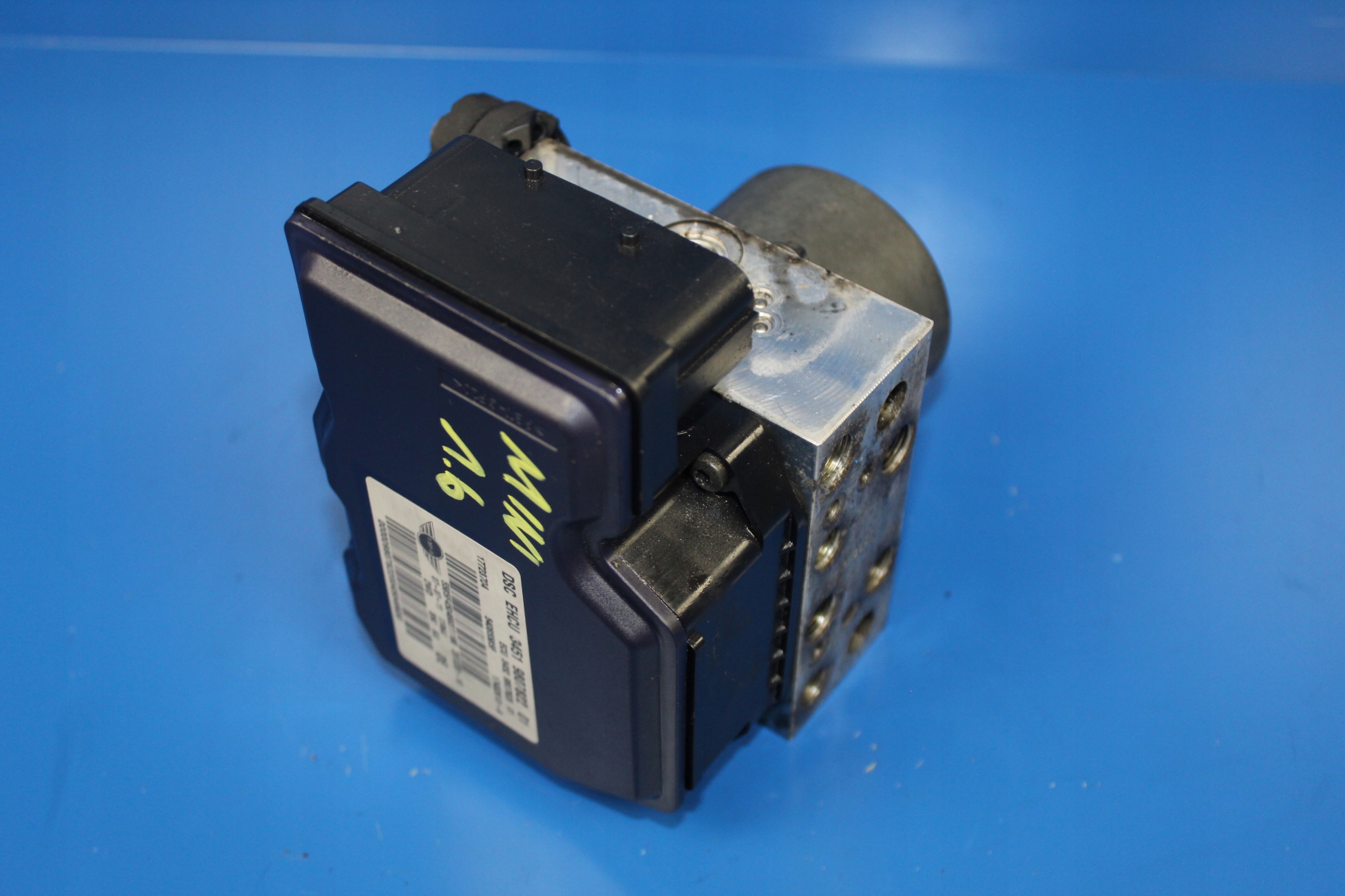 MINI oe 9807822 насос ABS