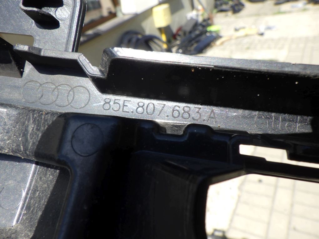 AUDI A6 S6 E TRON 85E S LINE 24- grid of a bumper front