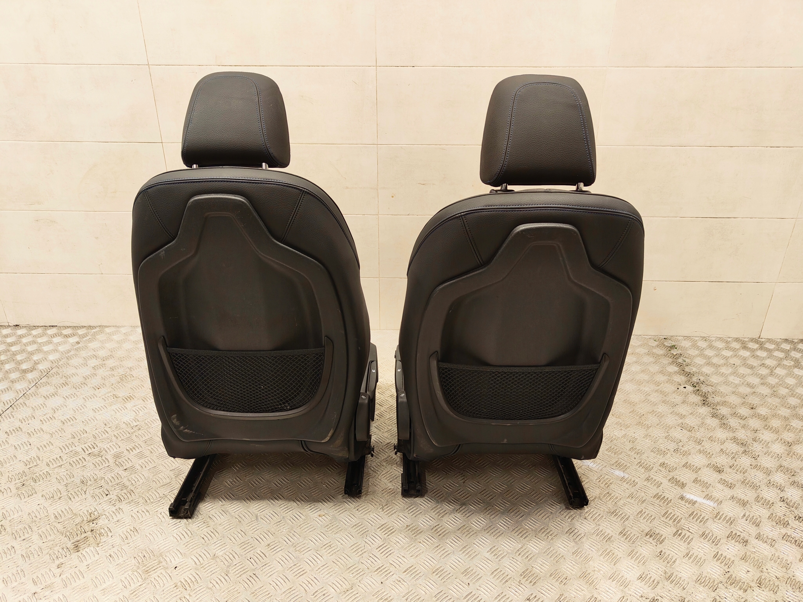 BMW F40 upholstery seats side TUNEL m-packet