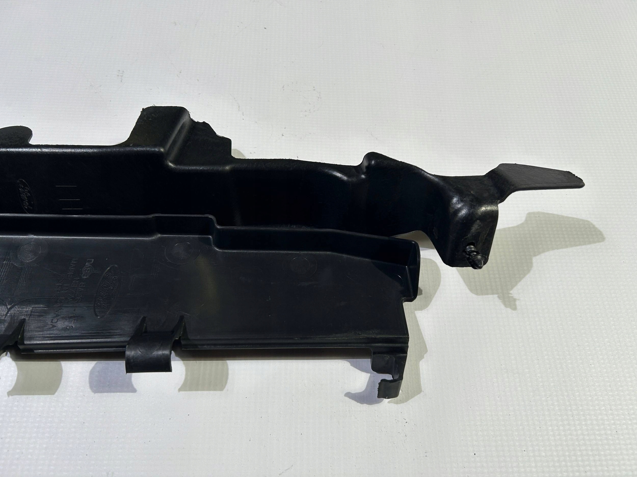 intake drain air duct air line left left Ford Flex 2013