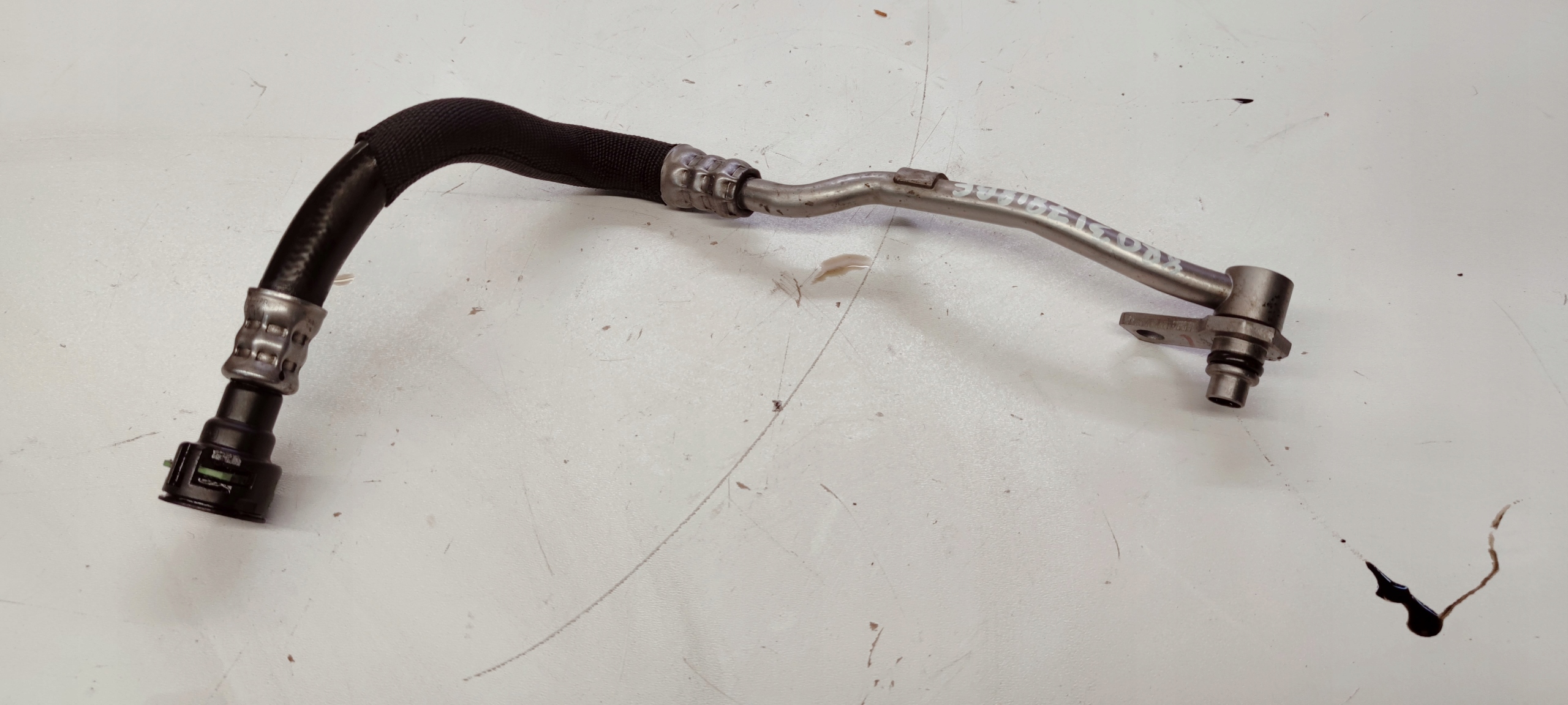 ÖLLEITUNG GETRIEBE AUDI A6 A8 Q5 8R0317818BF