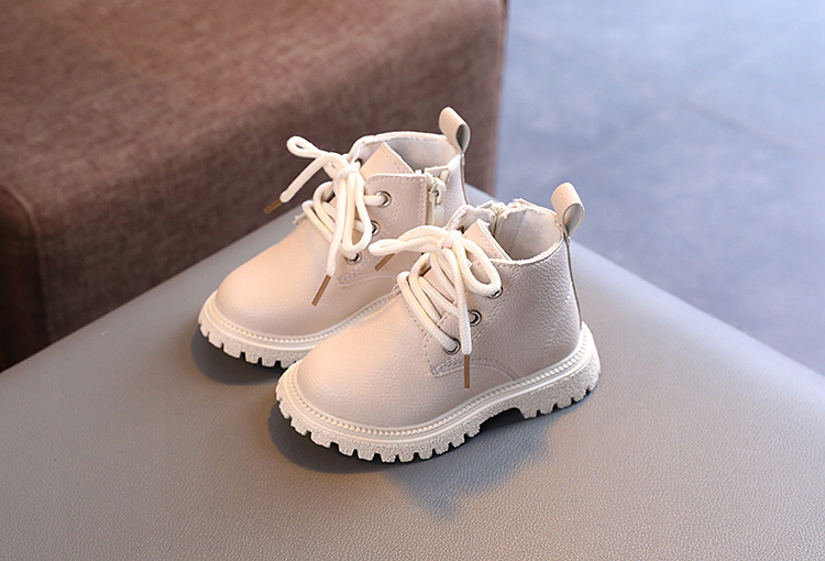 BUTY WIOSNA JESIEŃ DZIECIECE BOTKI WYGODNE R.25 Kod producenta 1-H