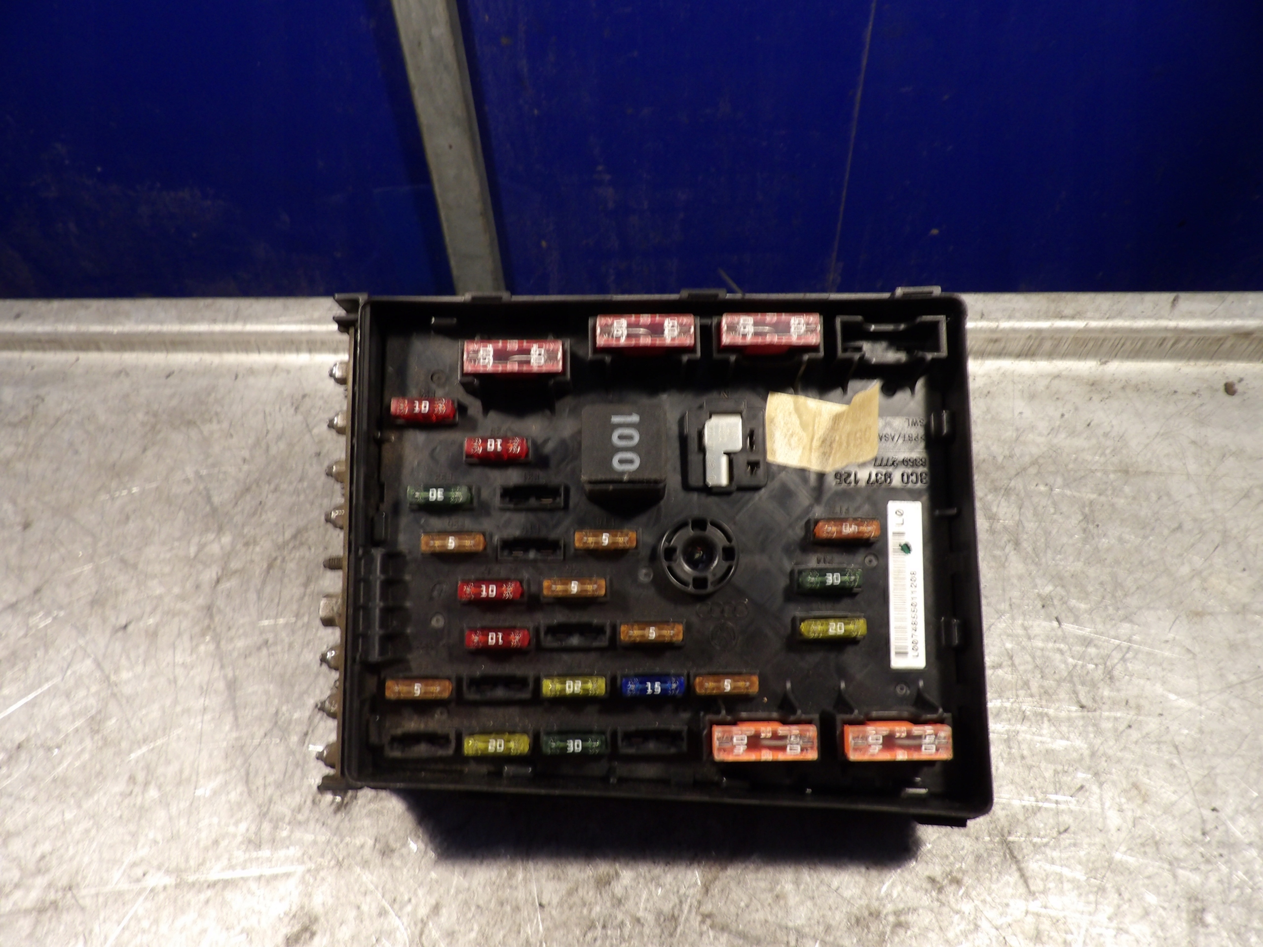 VW PASSAT B6 MODULE FUSIBLES 3C0937125