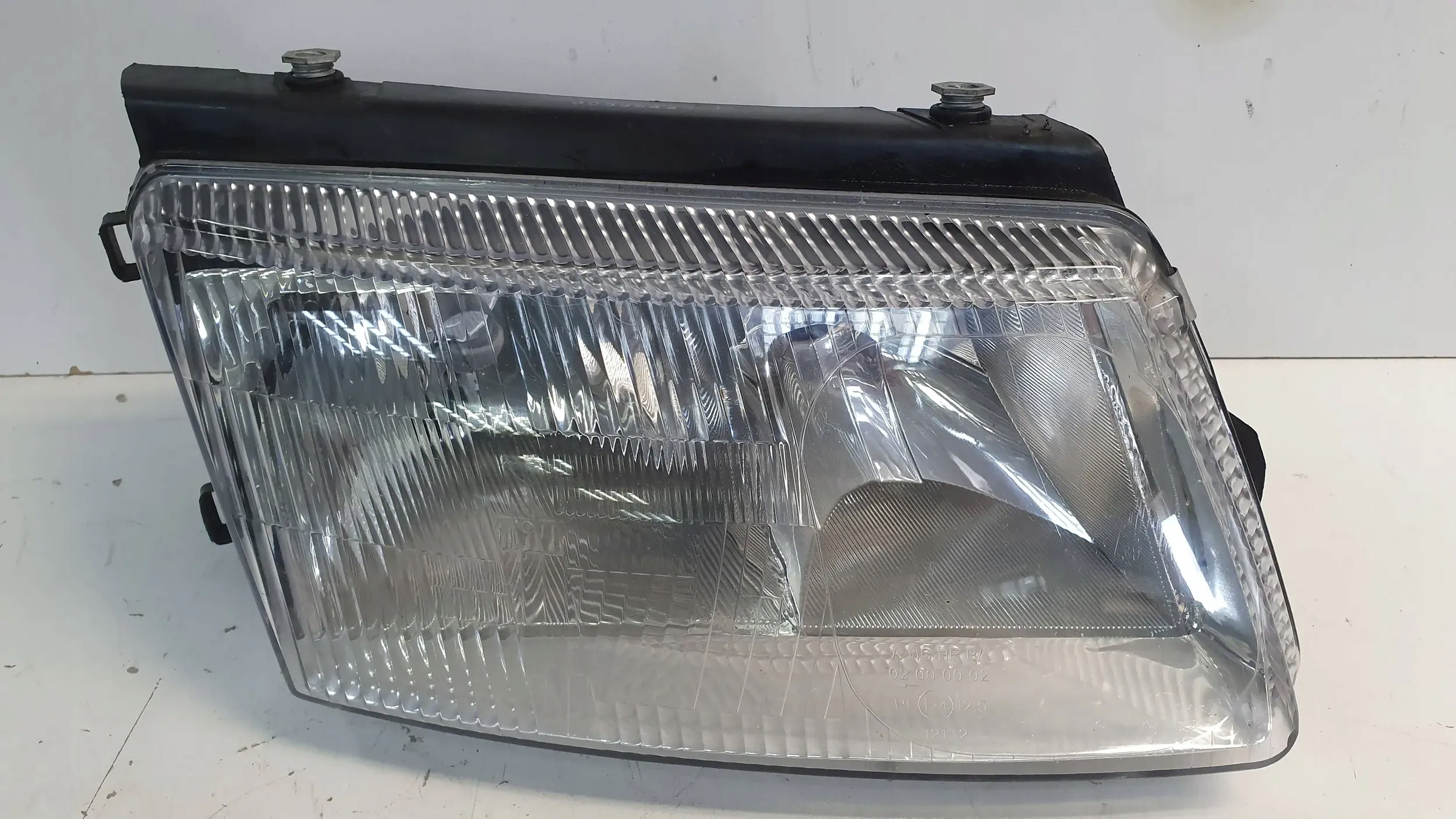 LICHT VORNE RECHTS VW PASSAT B5 96