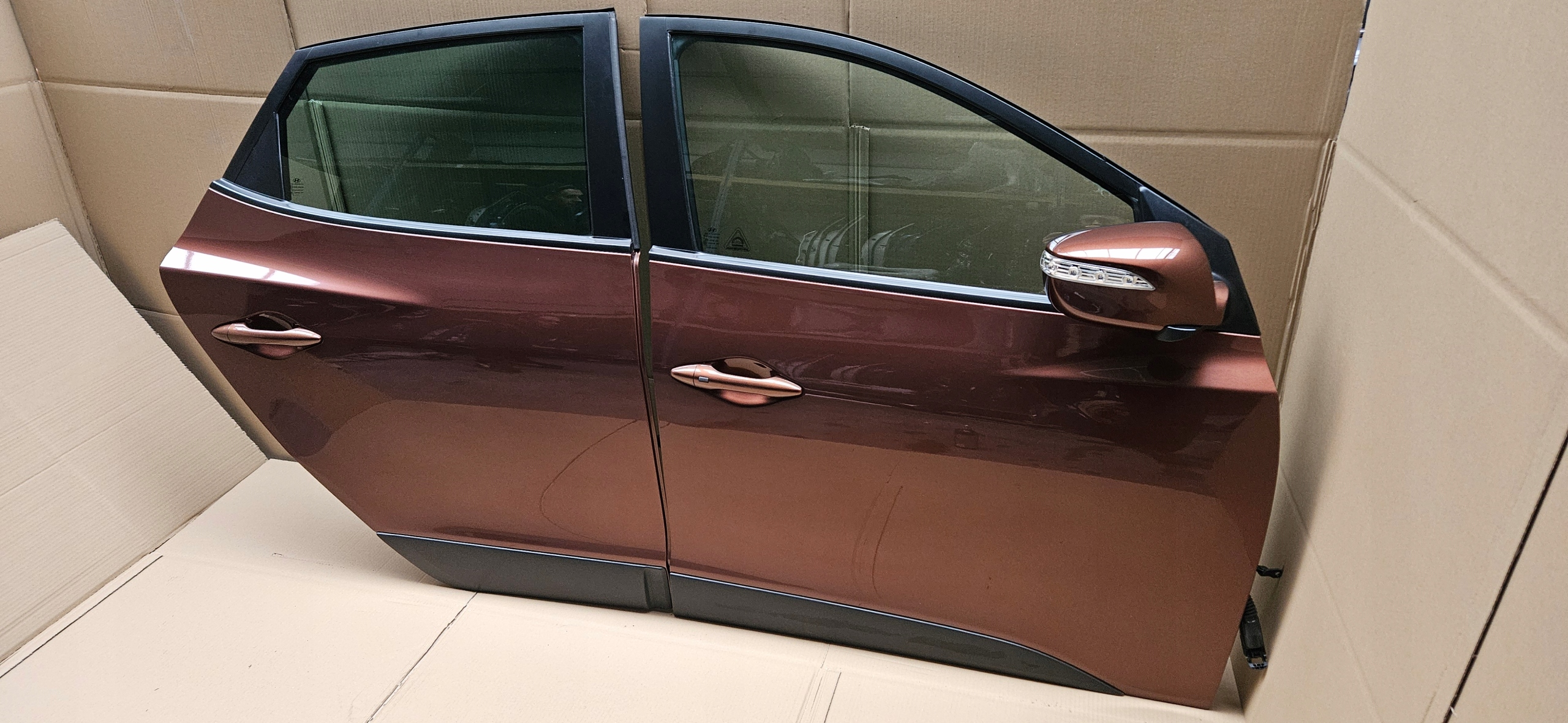 DRZWI KLAPA MASKA BLOTNIK HYUNDAI IX35 2014 Numer katalogowy części 0000