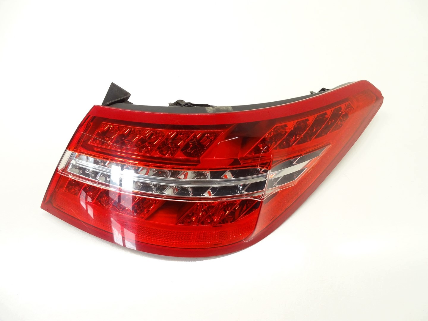 light right rear part rear MERCEDES E W207 COUPE A2078200264
