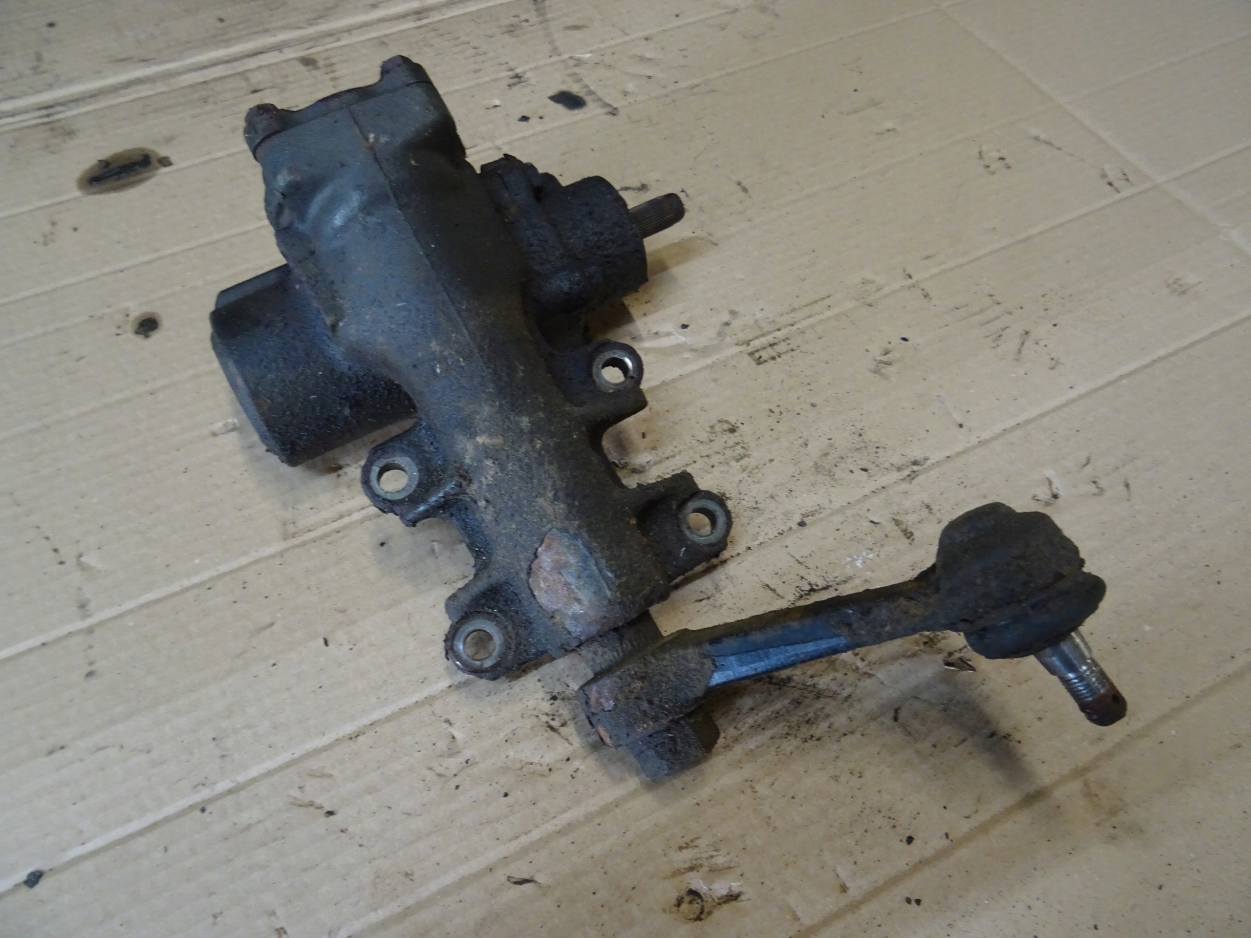 FEROZA MAGLOWNICA PRZEKŁADNIA KIEROWNICZA 1,6 EU