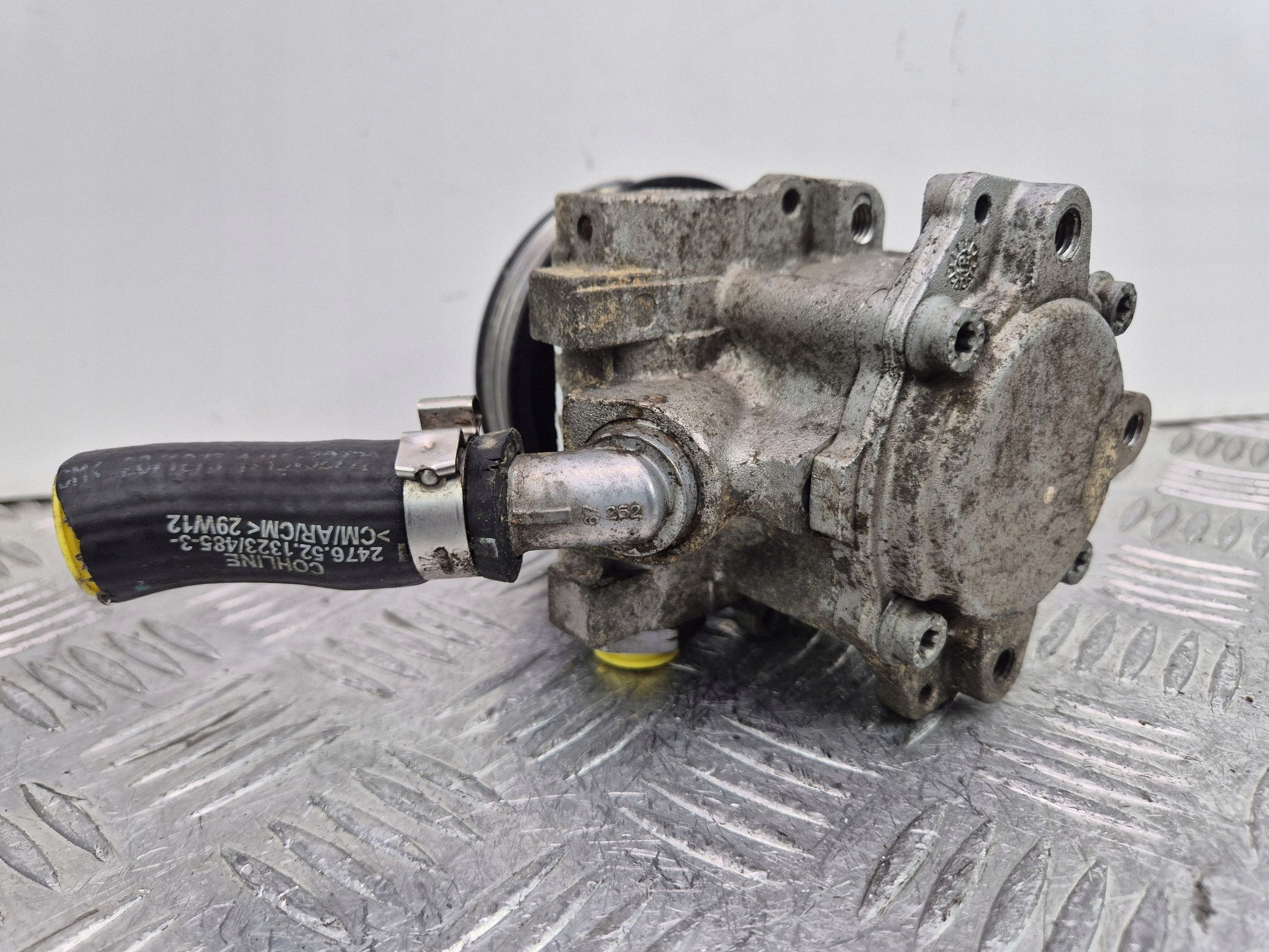 BMW X1 E84 28i servo čerpadlo N20B20A 679886501
