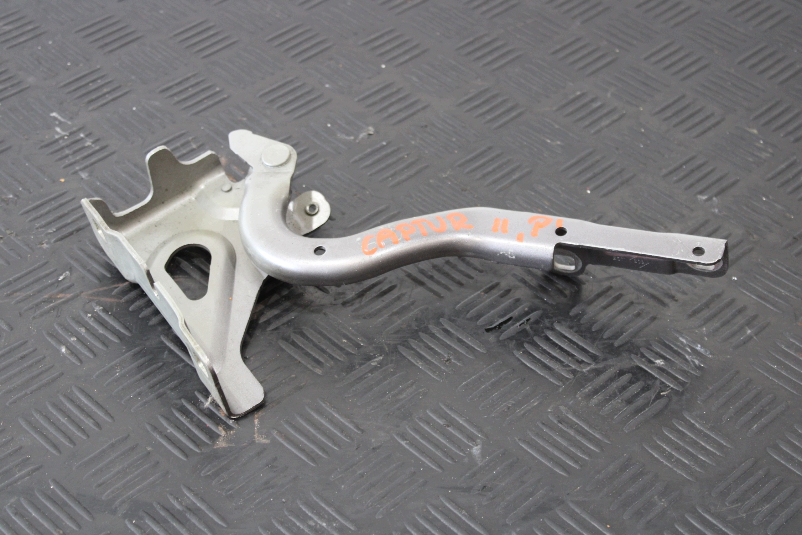 hinge bonnets right 654008563R RENAULT CAPTUR II 2 1,0 TCE