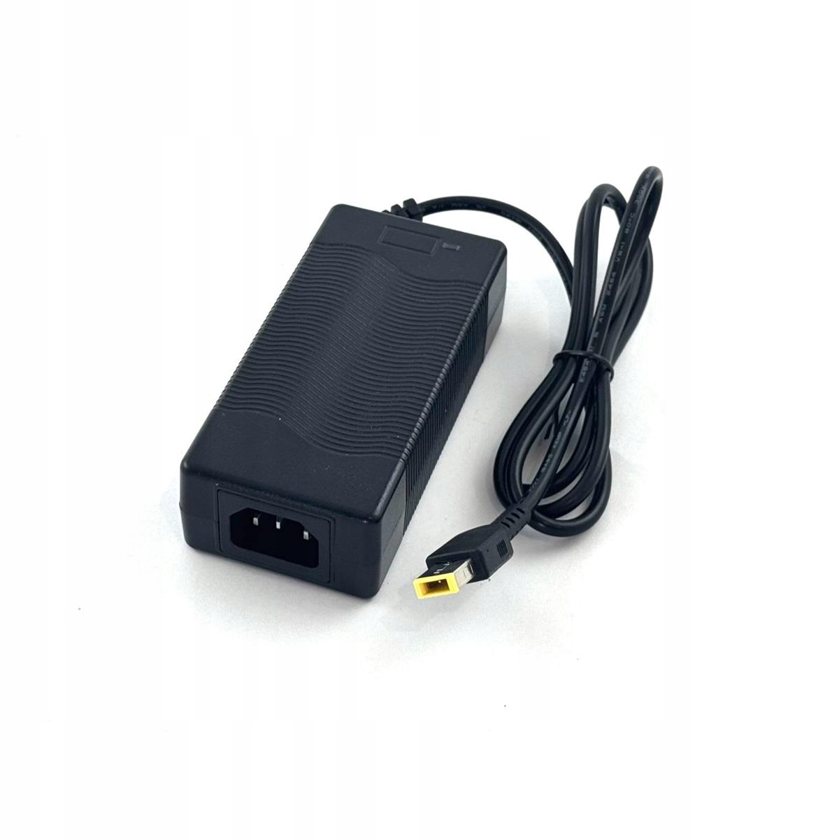 Ac/dc adaptér, nabíjačka pre zváračku DVP-765