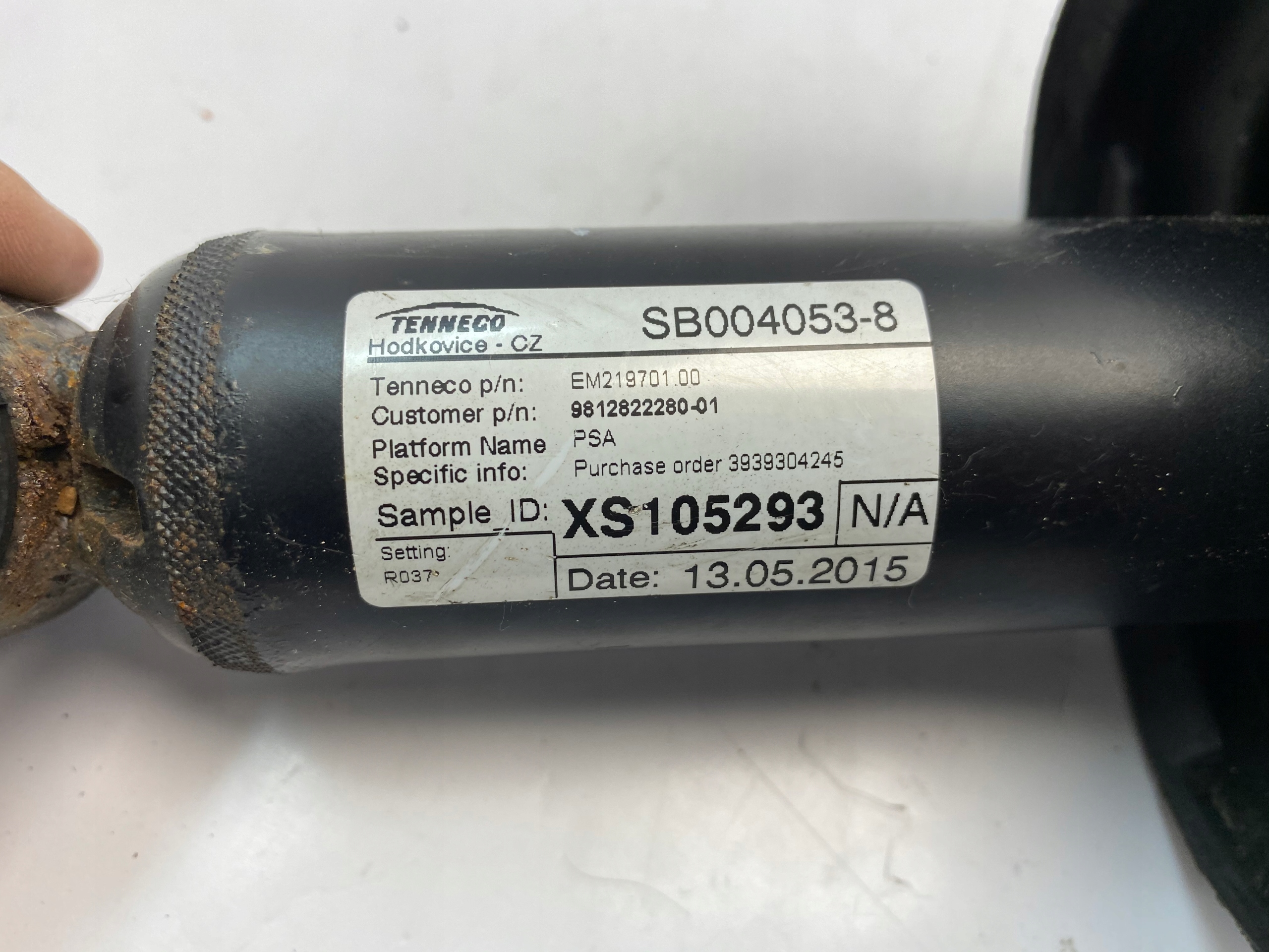 PEUGEOT 3008 II AMORTYZATOR TYŁ Rodzaj zawieszenia standardowe