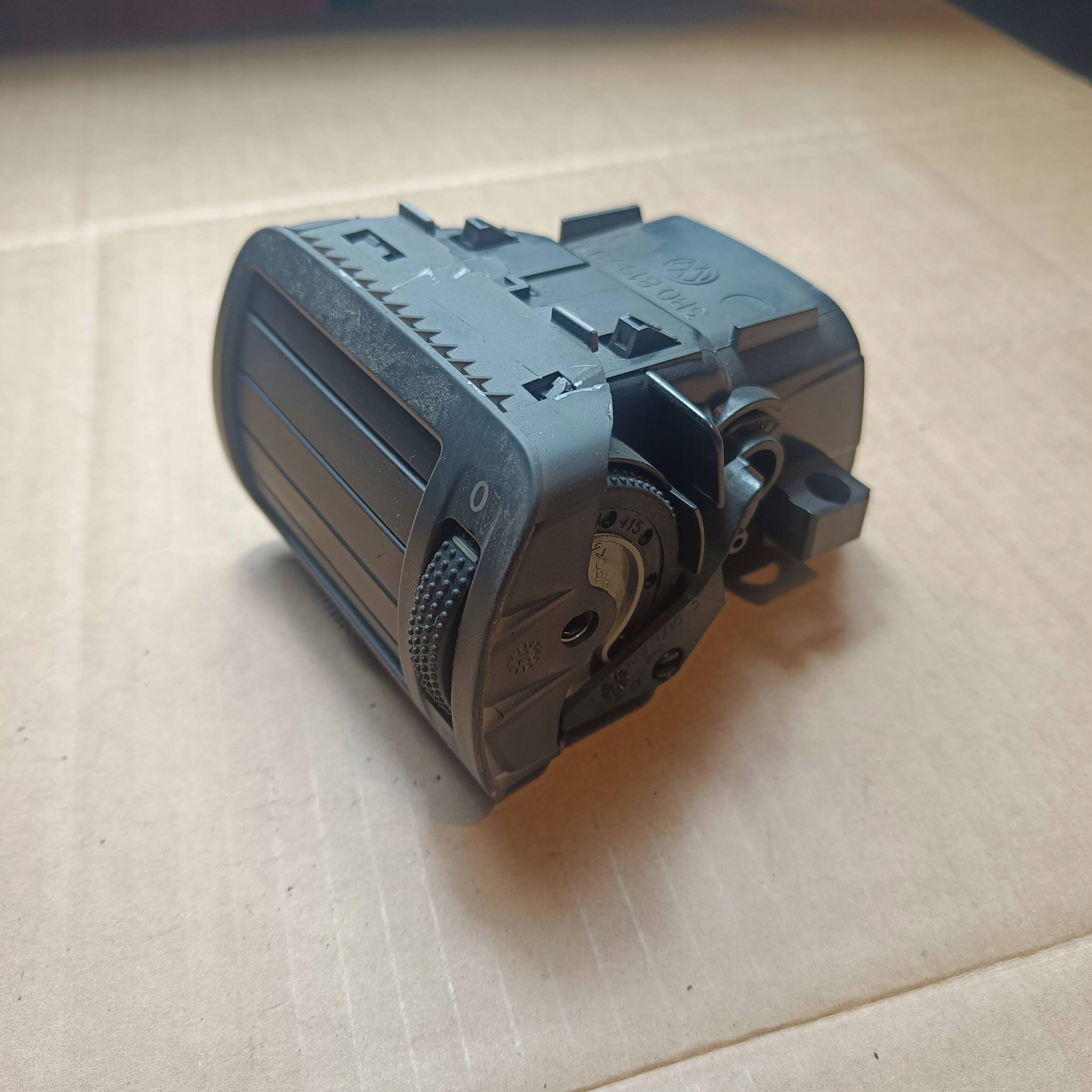VW PASSAT B5 FL grid air conditioning devices left grey