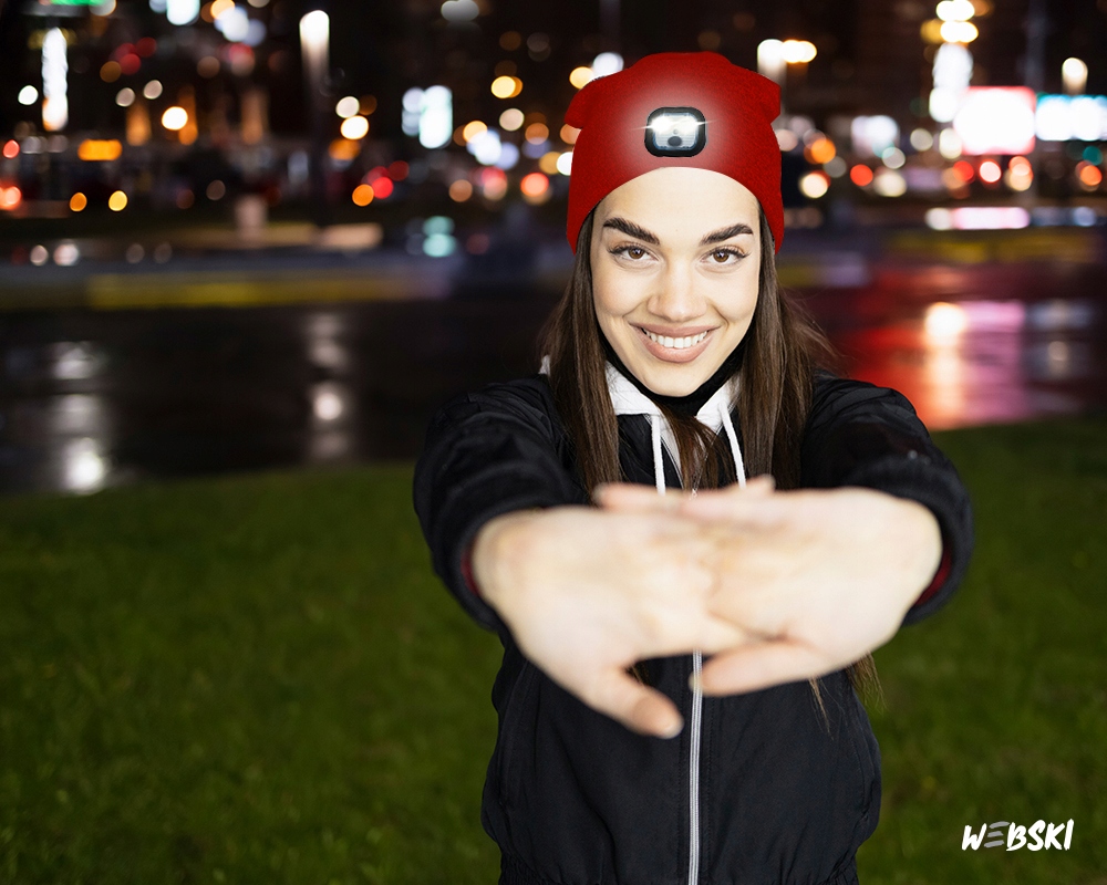 Czapka na uszy GŁOWĘ TERMOAKTYWNA LED LAMPKA USB Kolor czerwony