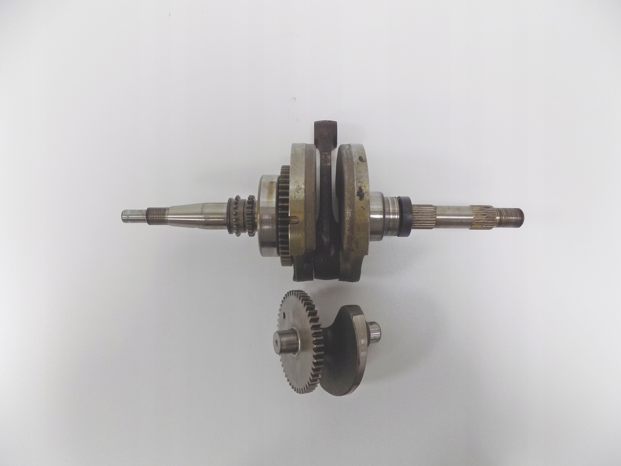 PEUGEOT METROPOLIS RS 400I ВАЛ + ПРОТИВОВЕС