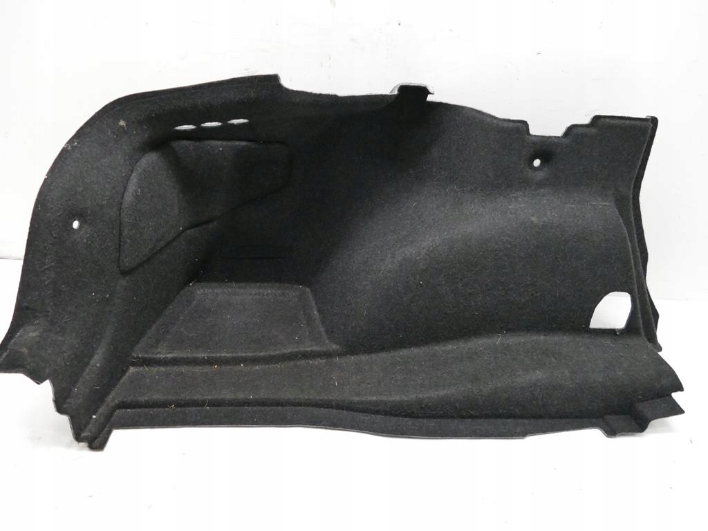 2996581 - BMW 1 E82 облицовка багажника задняя левая