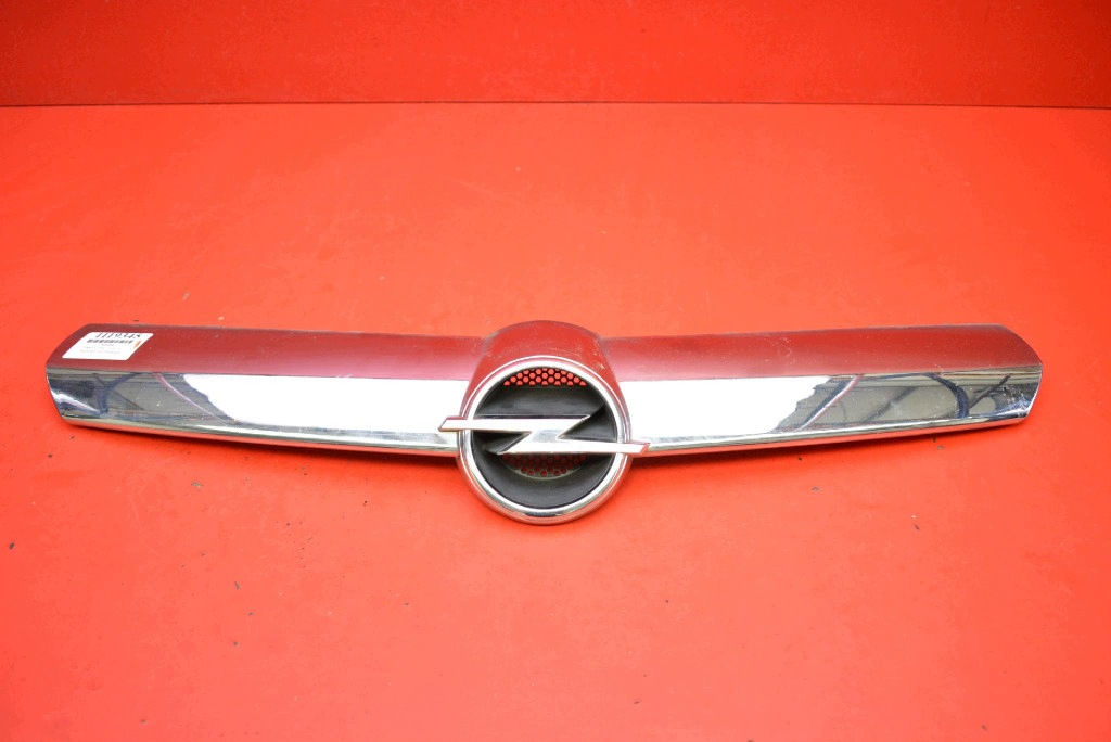 Grille CHROM 13223226 OPEL CORSA D 06-11