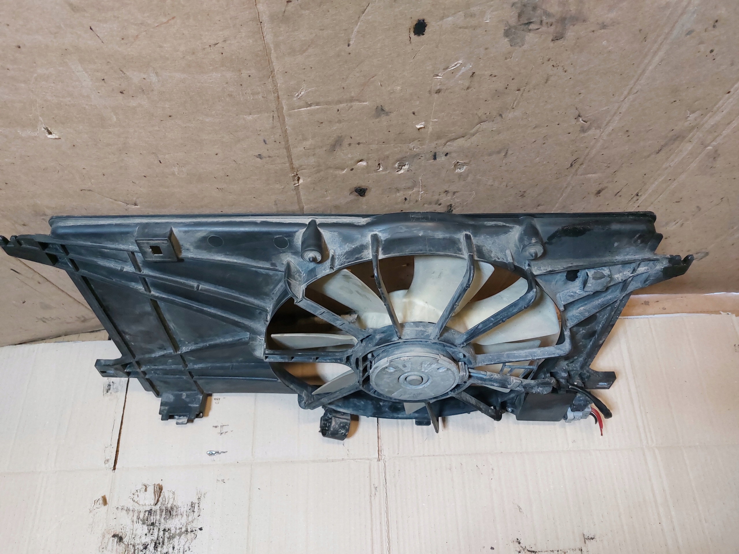 ventilátor chladiče MAZDA 5 1,8 B 85KW 2006R