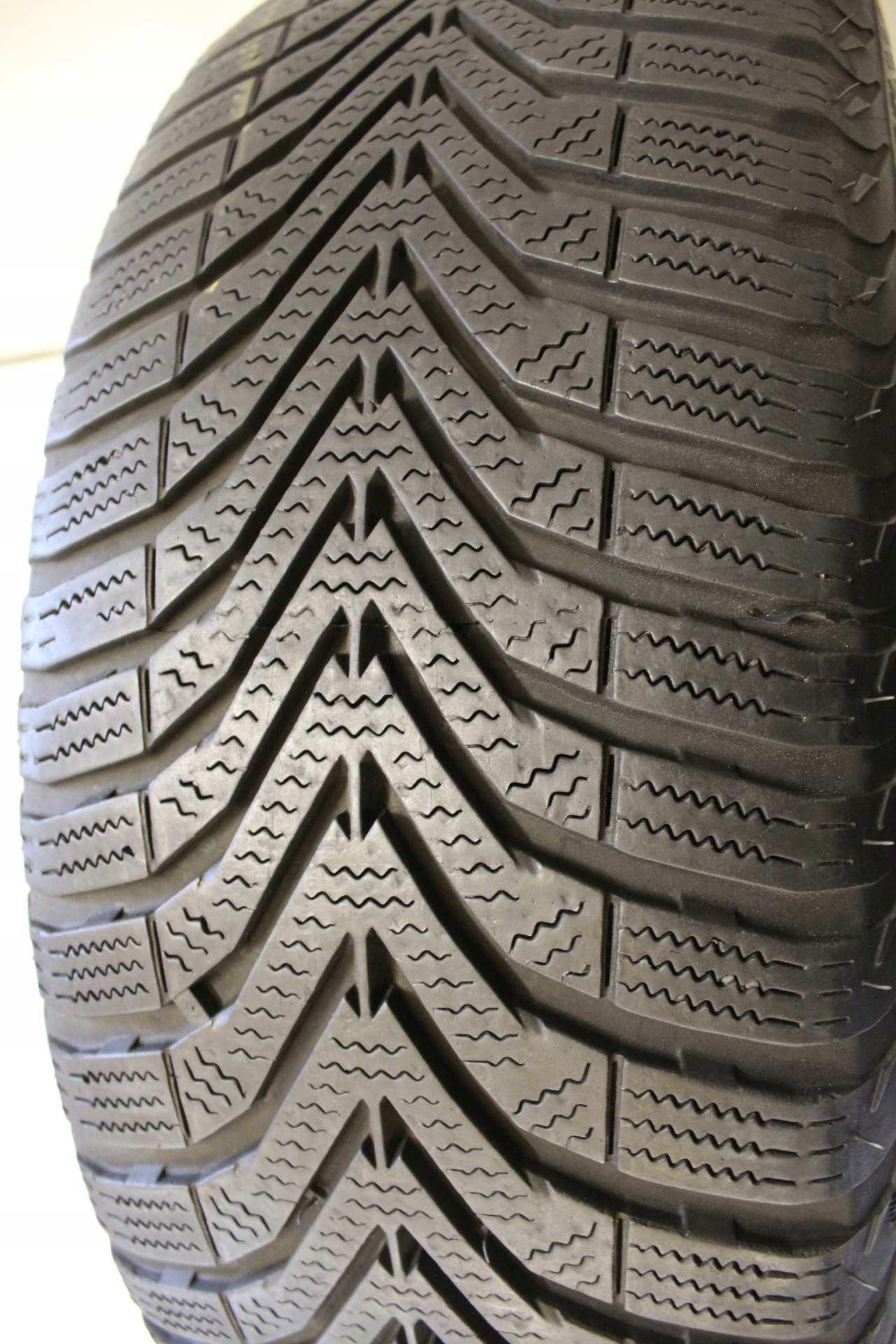 OPONY ZIMOWE VREDESTEIN SNOWTRAC 2 185 60 15 88T Marka Vredestein