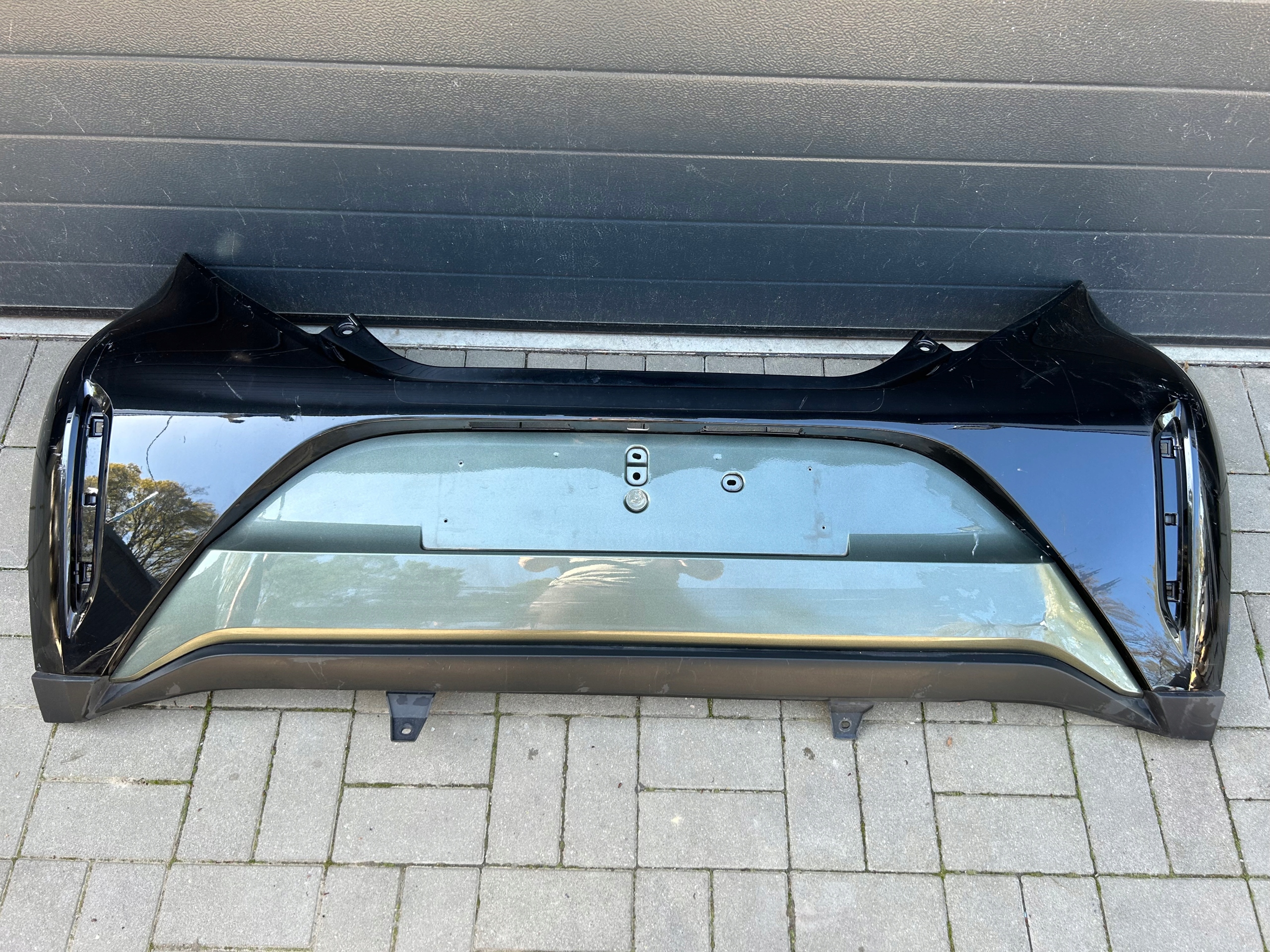 Toyota Aygo X 22- Stoßstange heck hinten