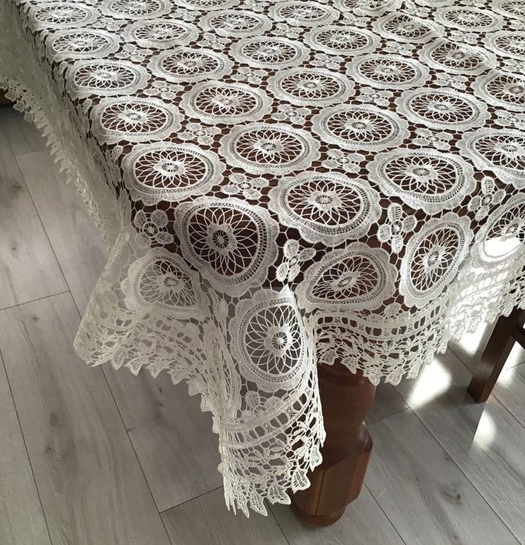 Obrus Z Gipiury Ekri Cały Koronkowy 150 x 225 cm